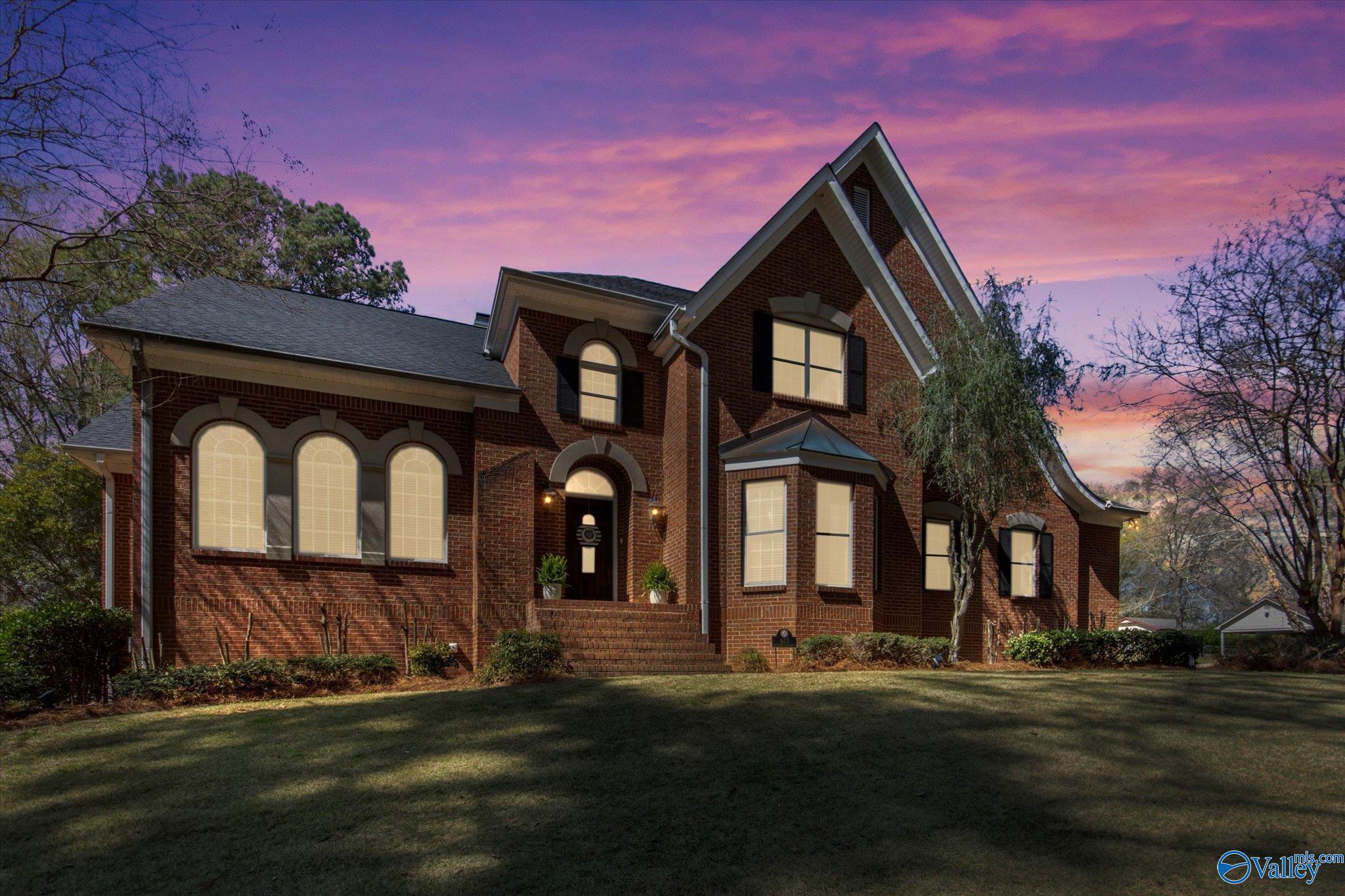 615 Country Club Drive