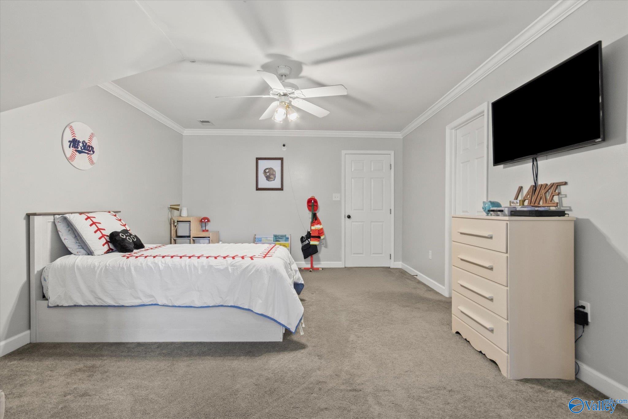 615 Country Club Drive