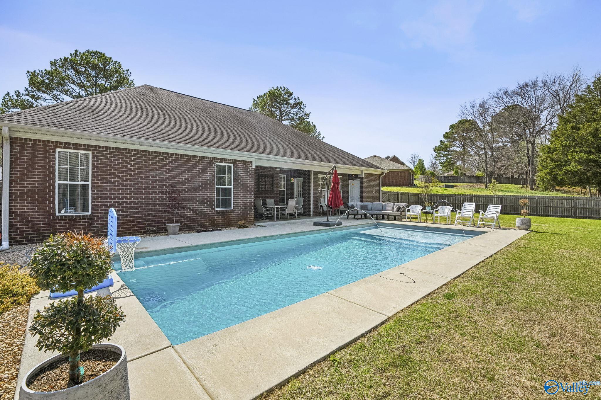 105 Turtle Bank Court