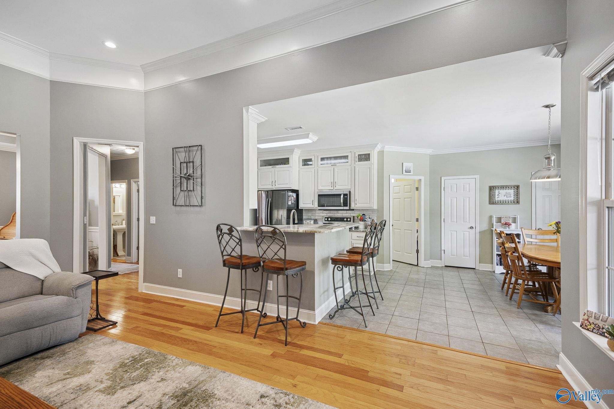 105 Turtle Bank Court