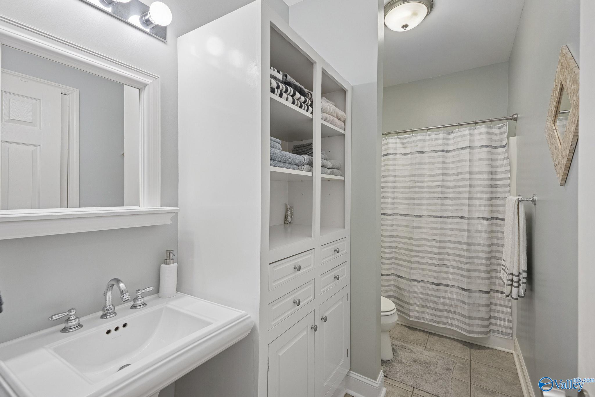 105 Turtle Bank Court