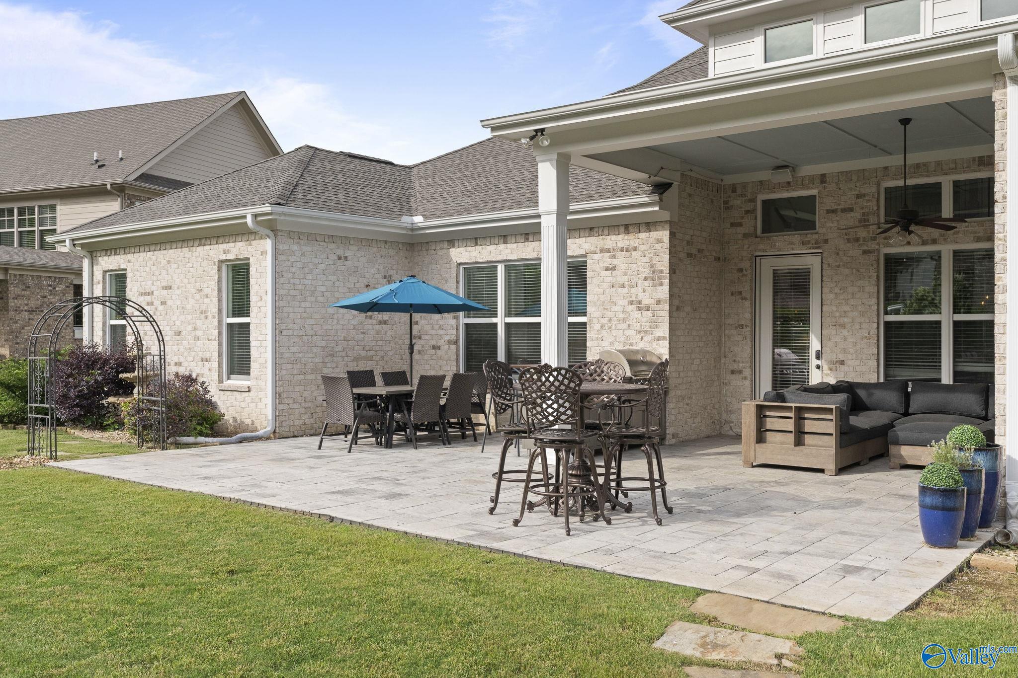 11 SE Braewick Place