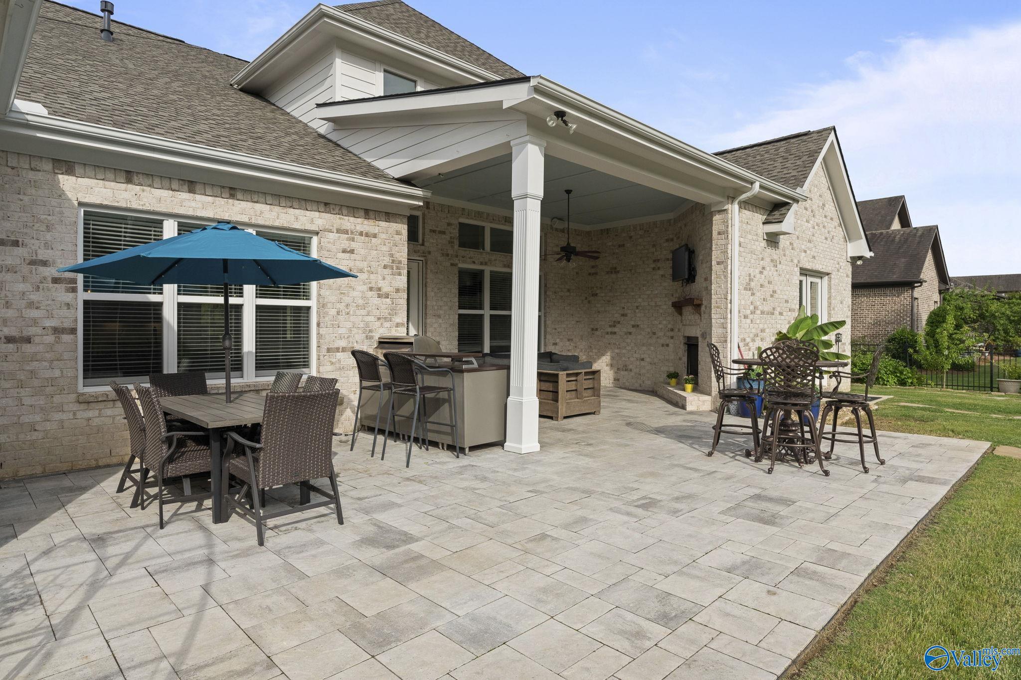 11 SE Braewick Place