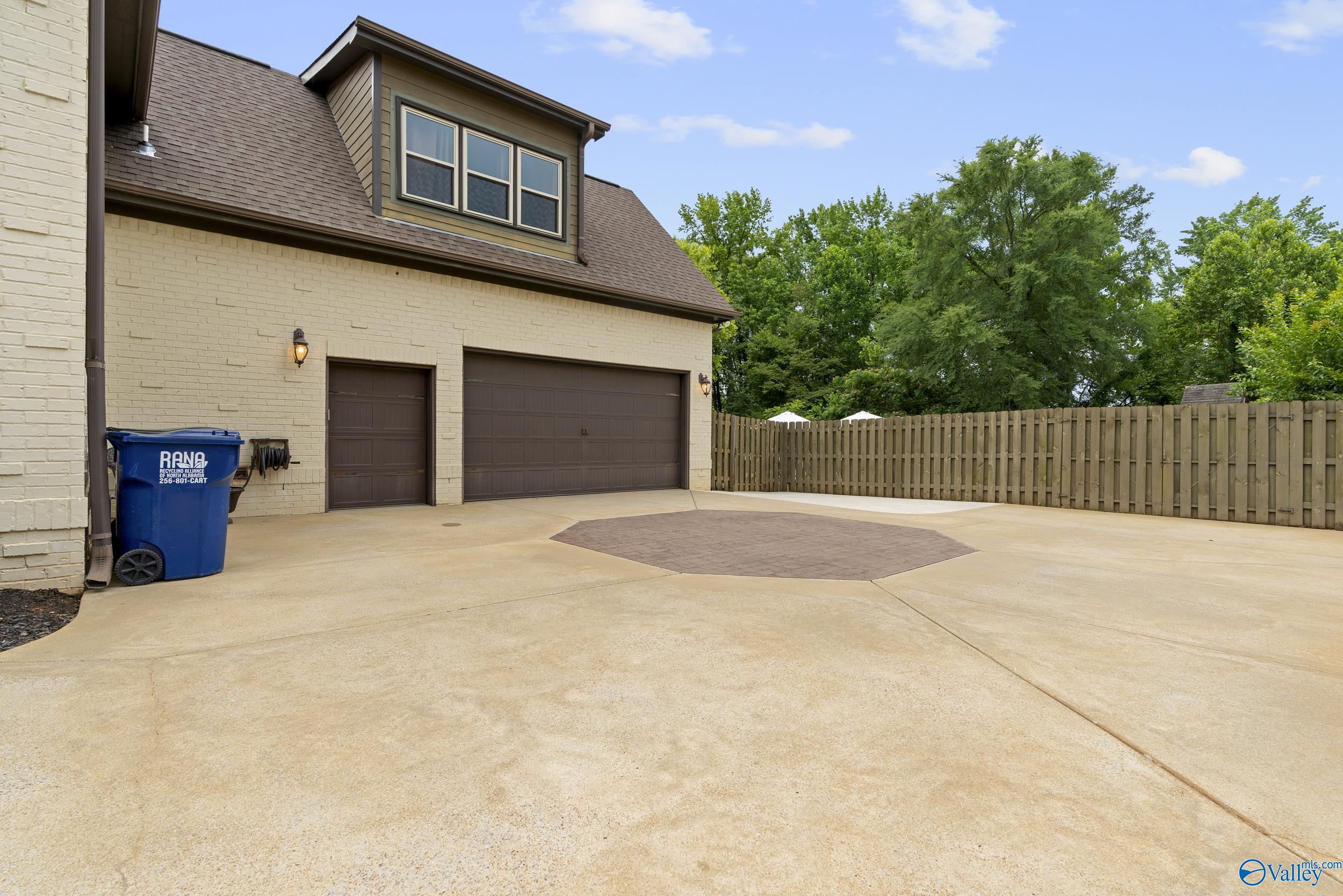 203 Coach Lamp Drive