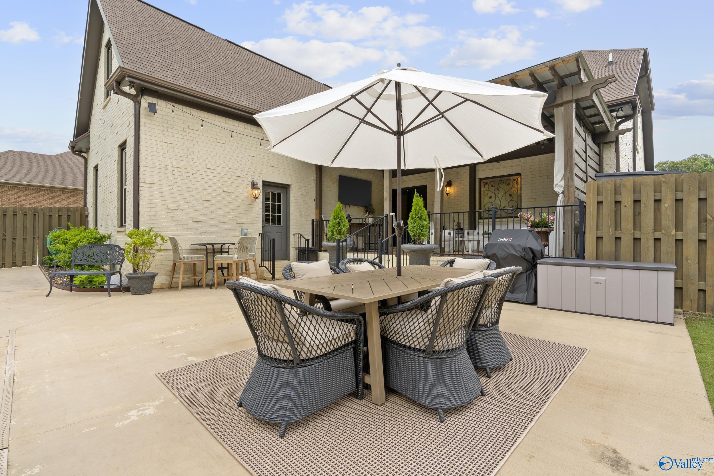 203 Coach Lamp Drive