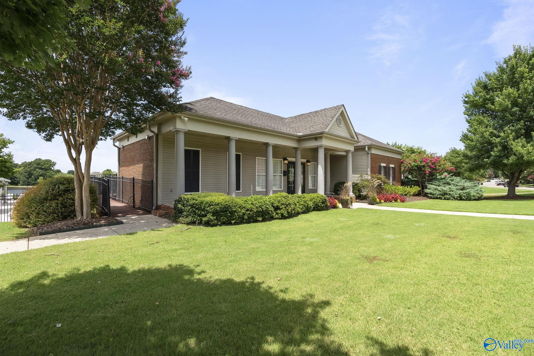 121 Old Ivey Circle