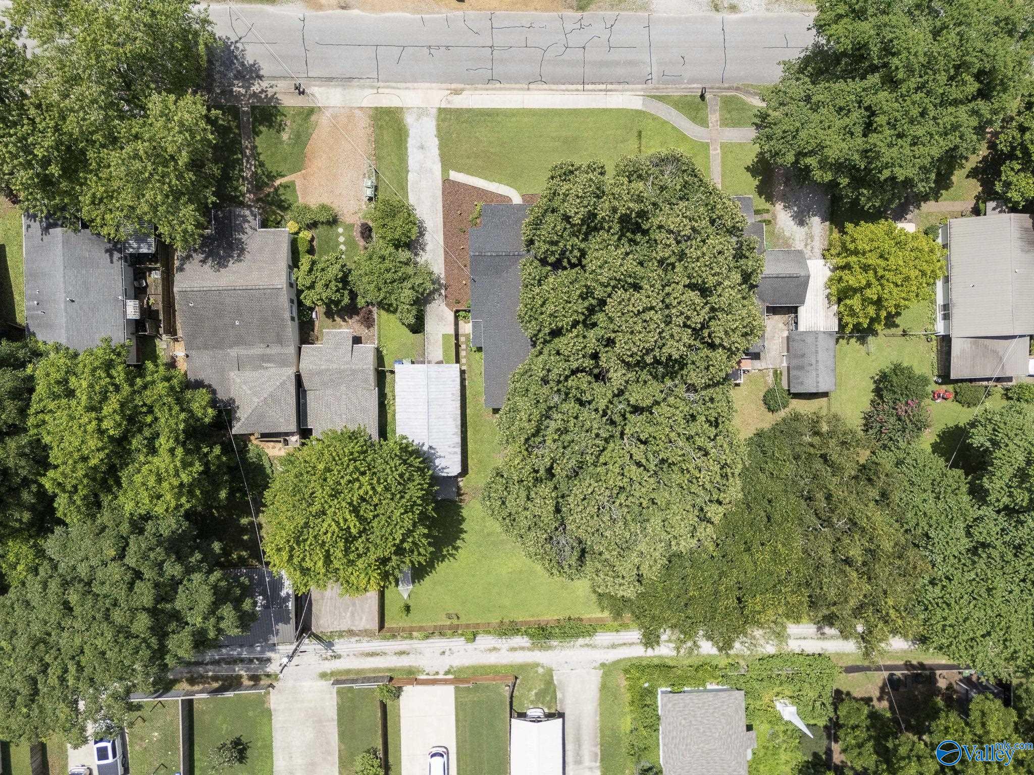 1313 Oshaughnessy Avenue NE