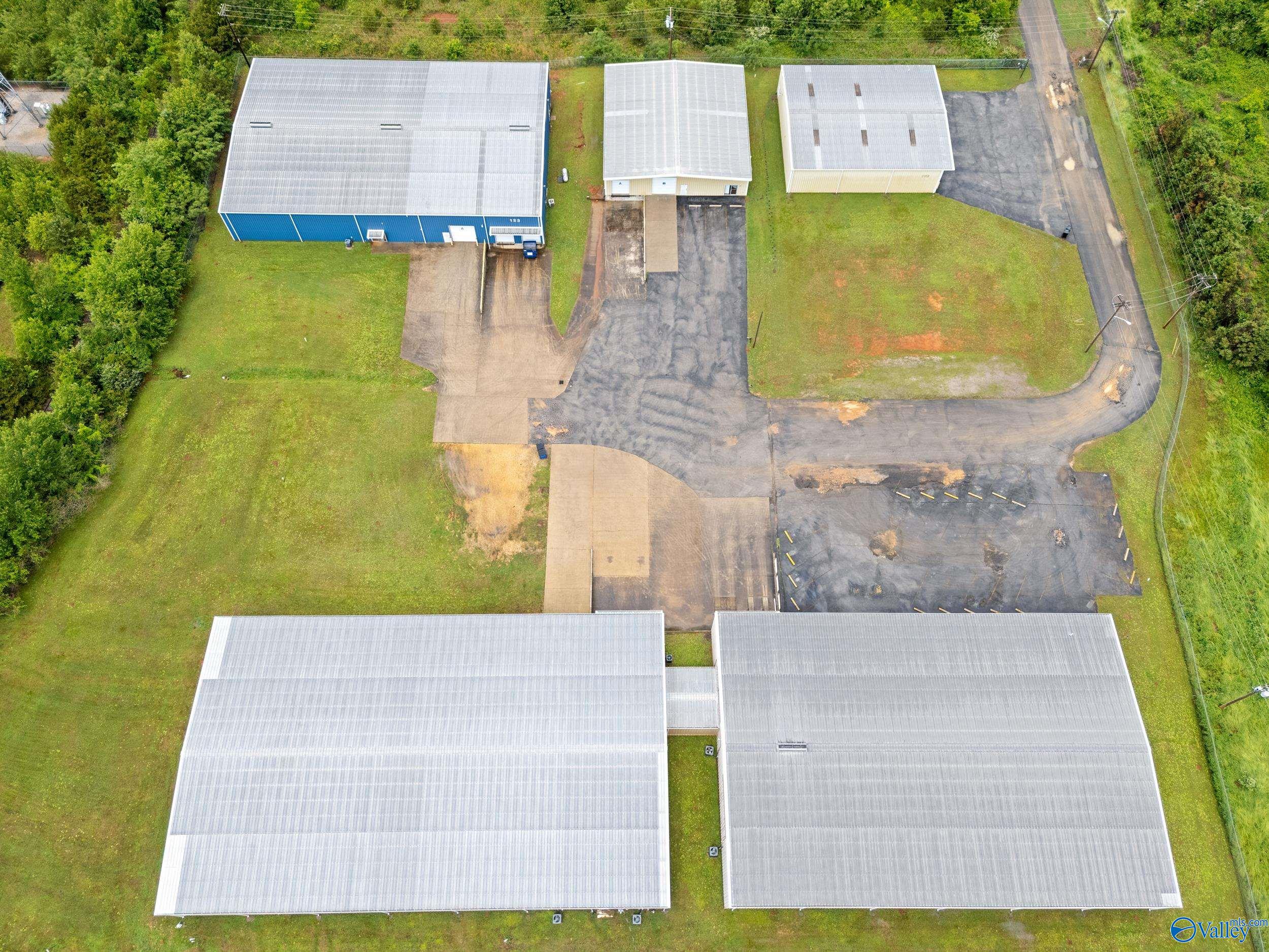 120 Commerce Street # 123 Unit: 119-123