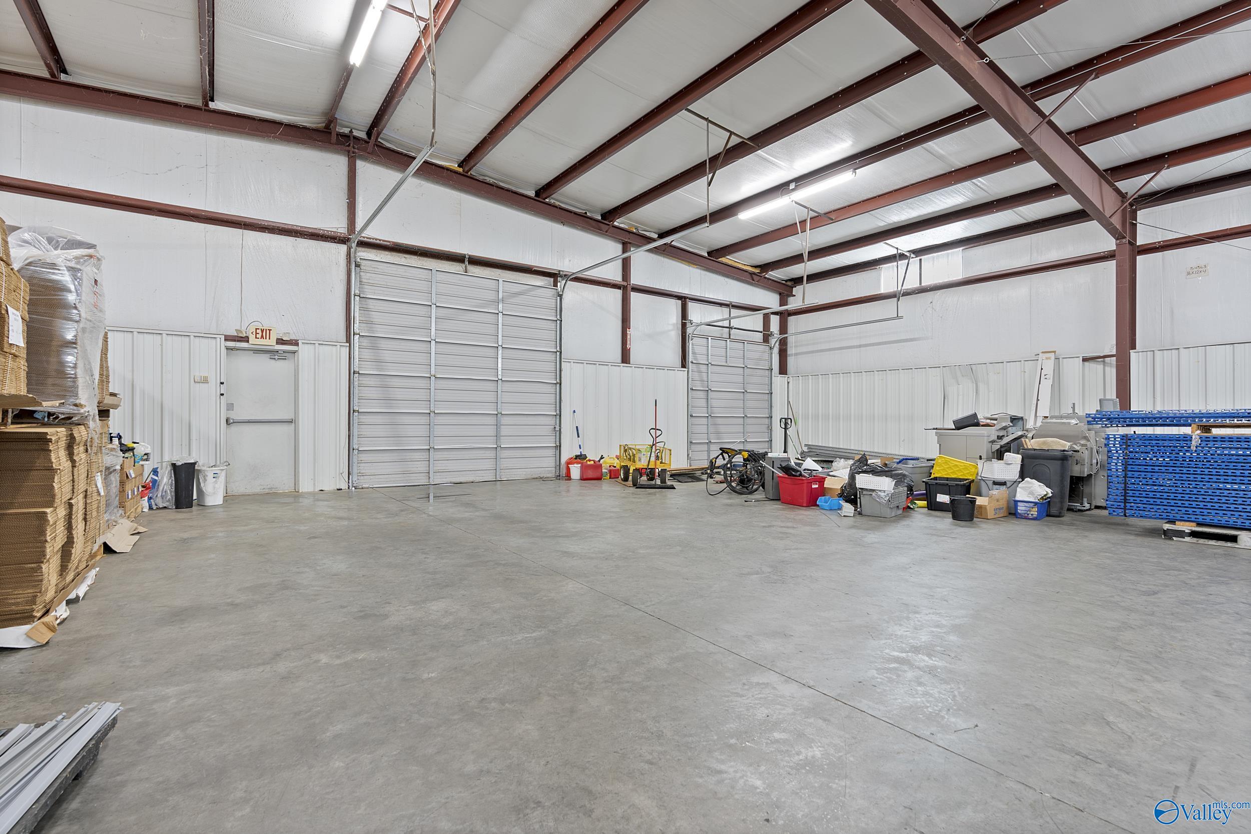 120 Commerce Street # 123 Unit: 119-123