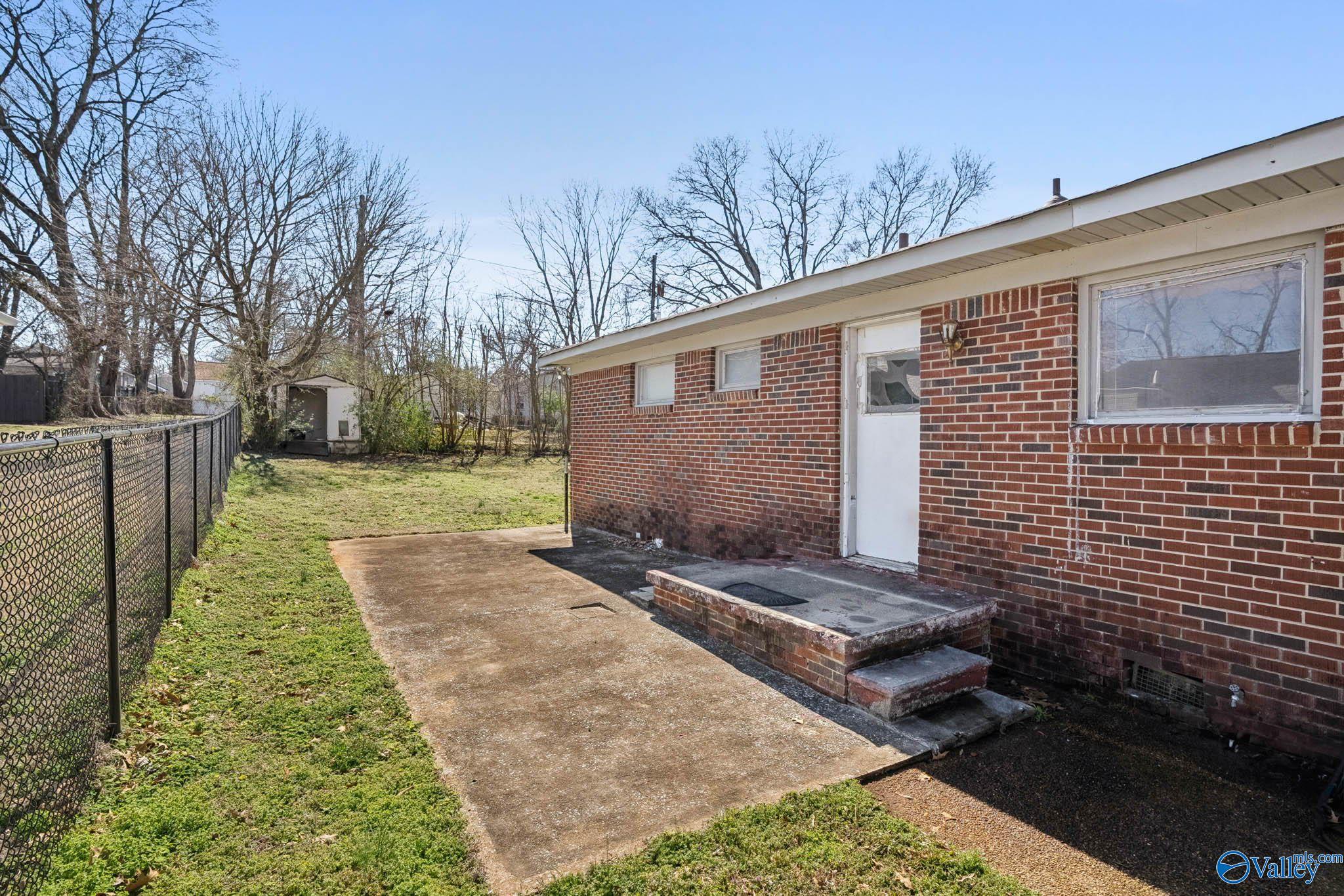 1426 NE Rison Avenue