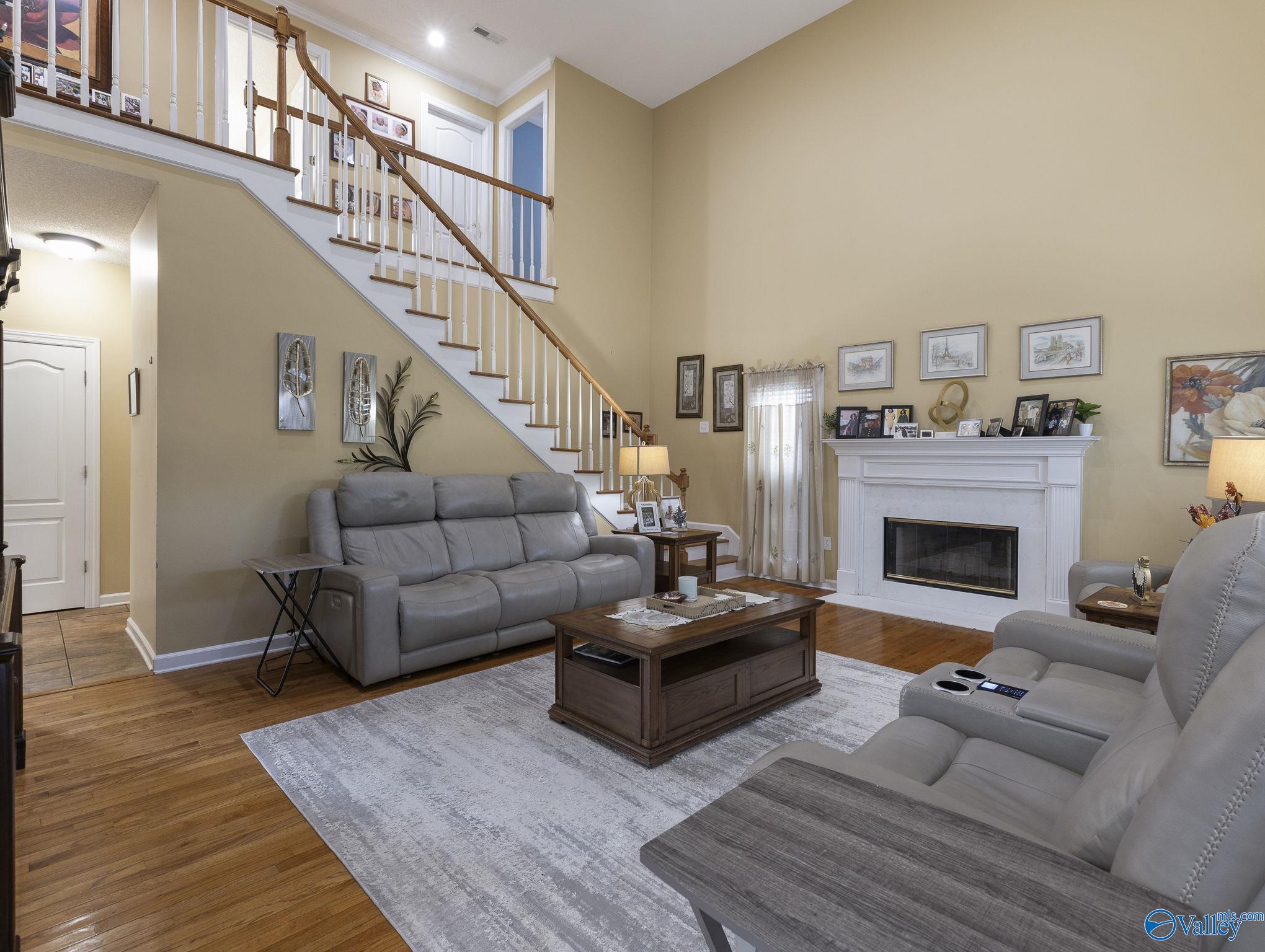 103 Lanthorn Circle