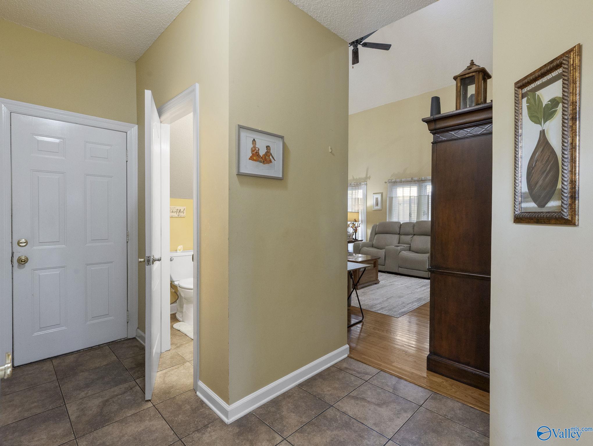 103 Lanthorn Circle