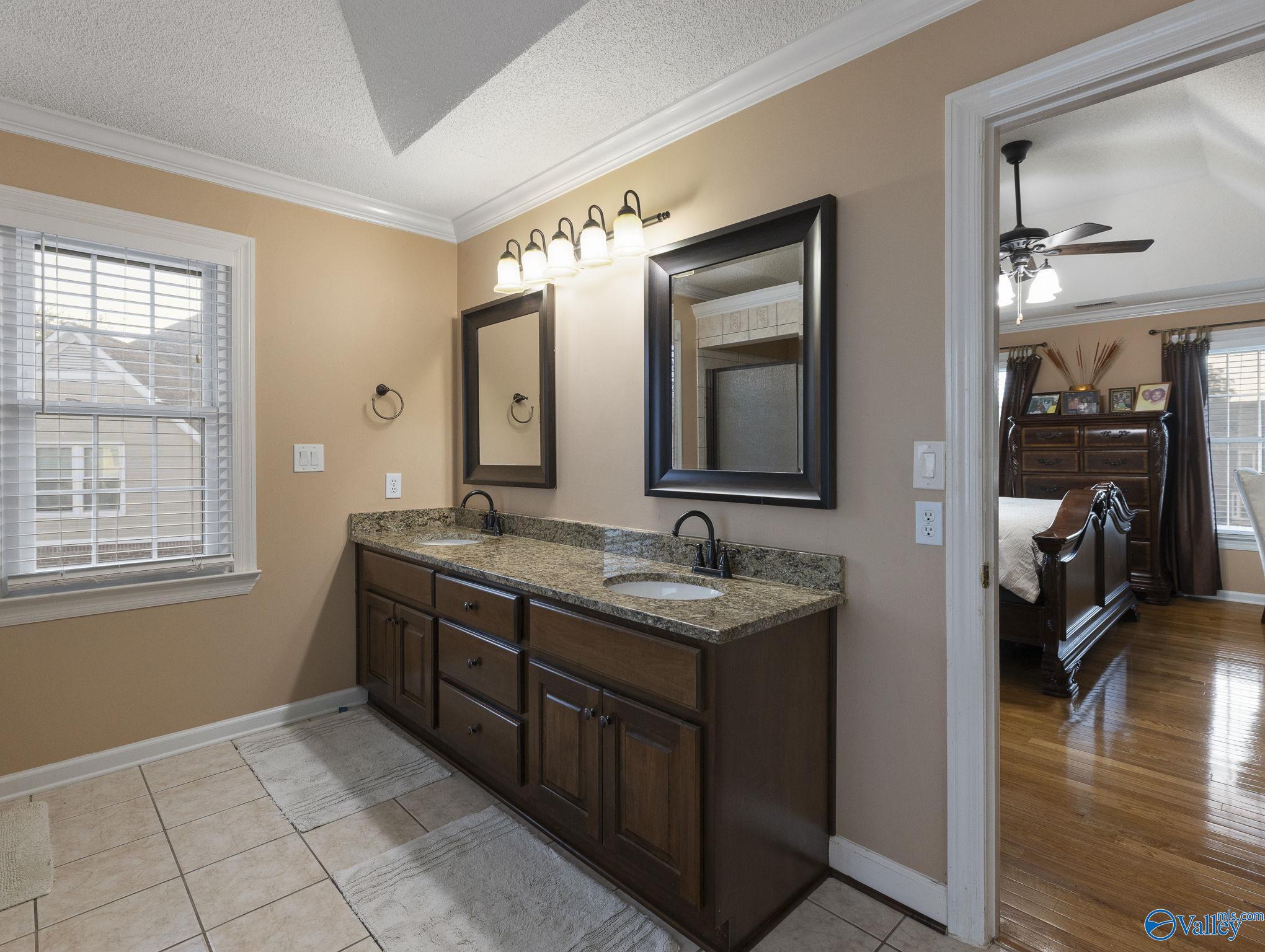 103 Lanthorn Circle