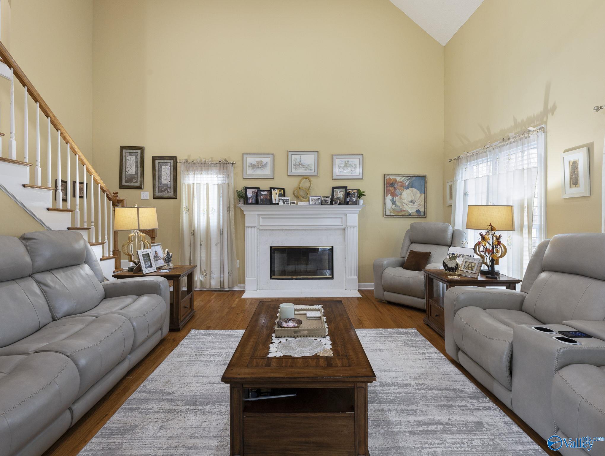 103 Lanthorn Circle