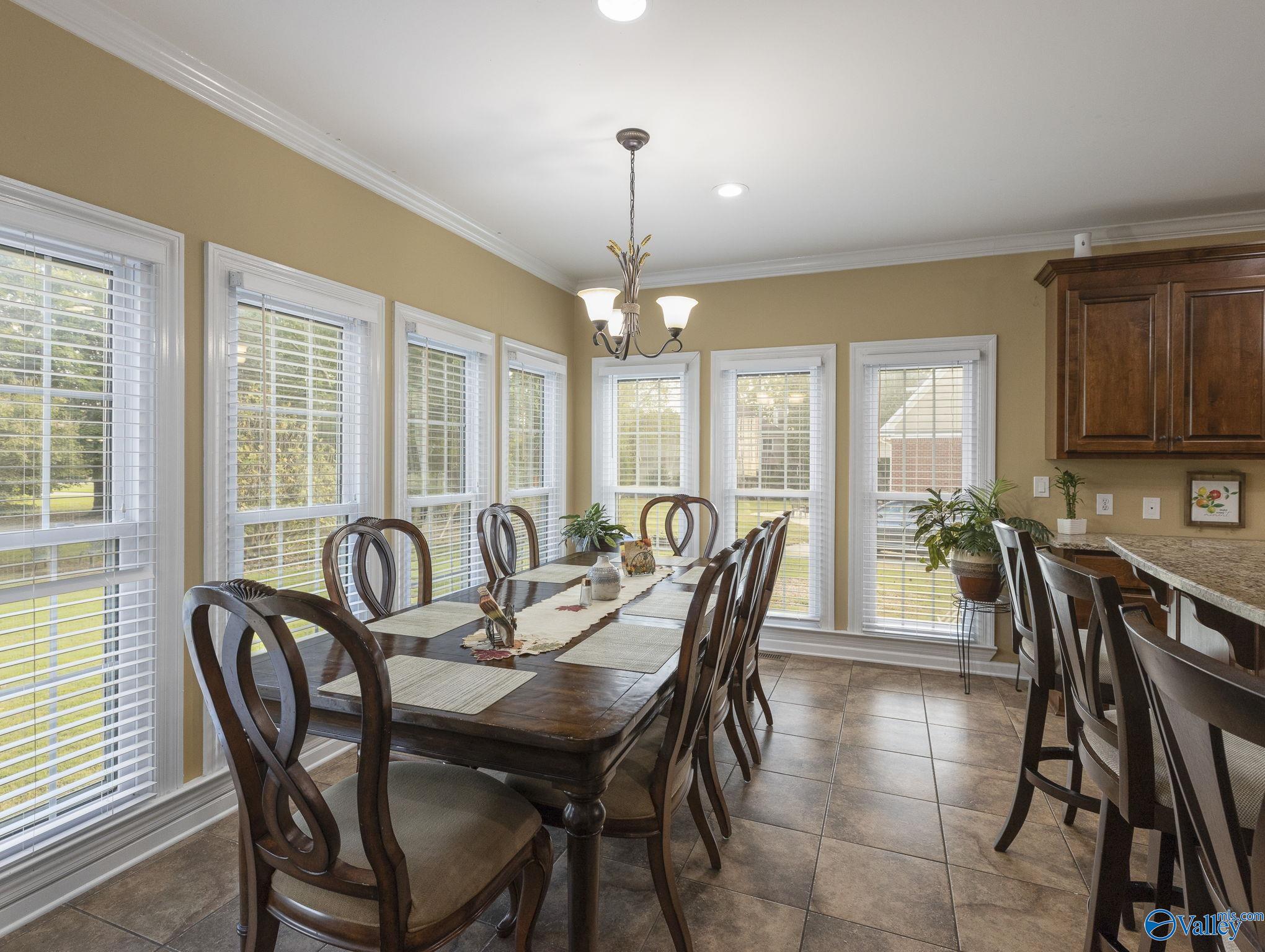 103 Lanthorn Circle