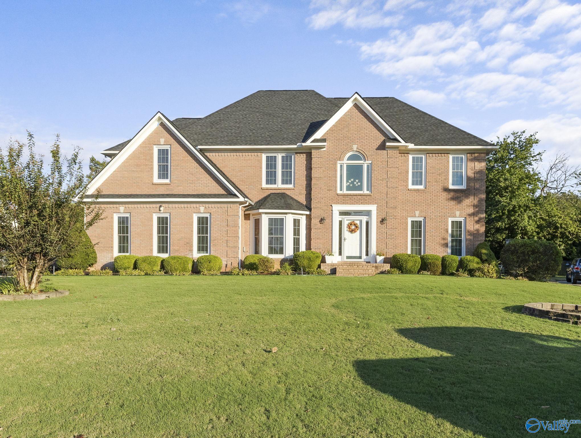 103 Lanthorn Circle