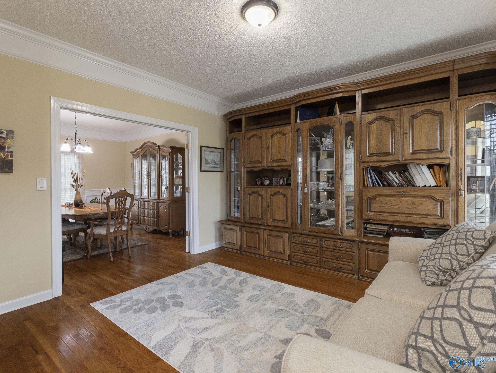 103 Lanthorn Circle