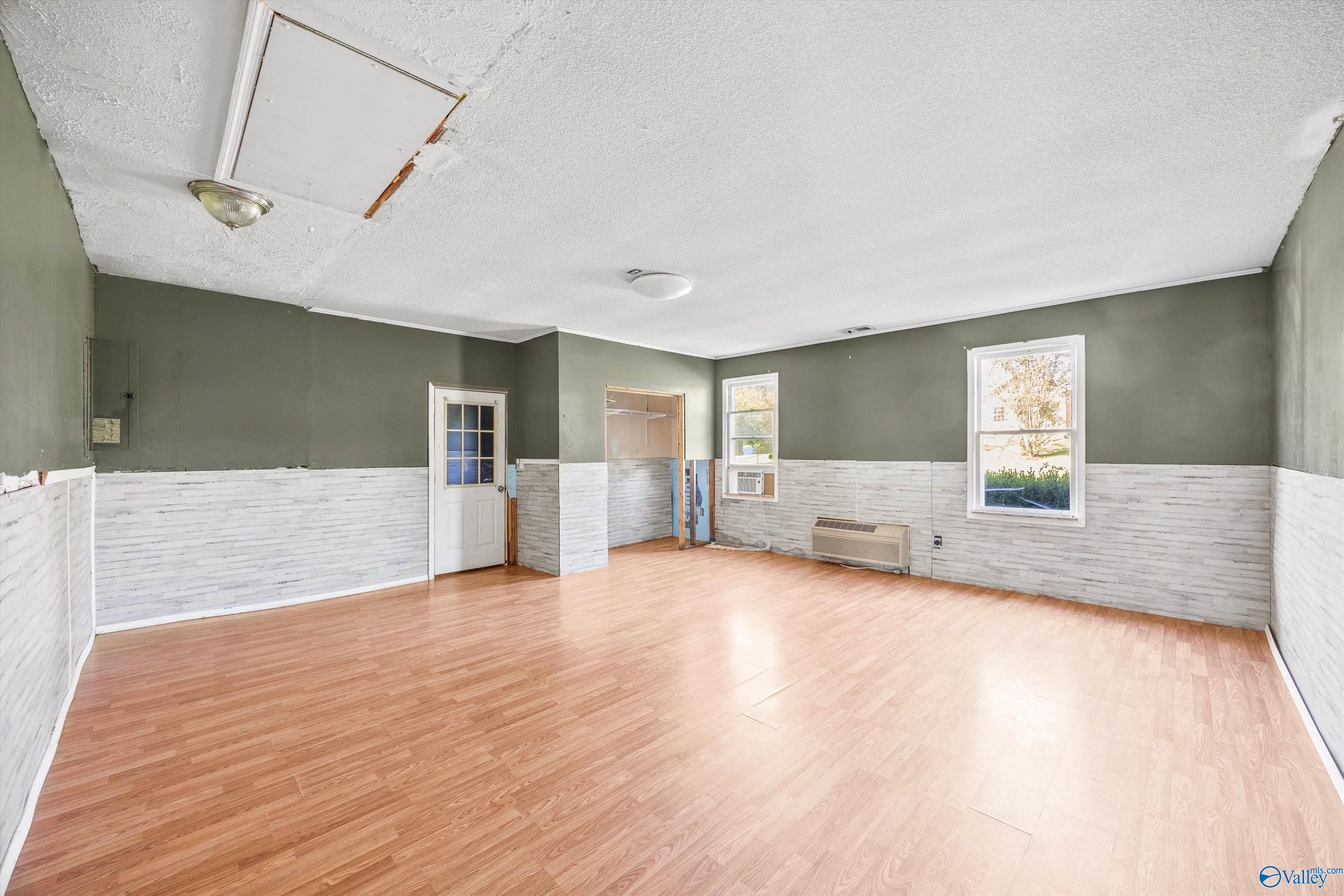 1806 Tunsel Road SW