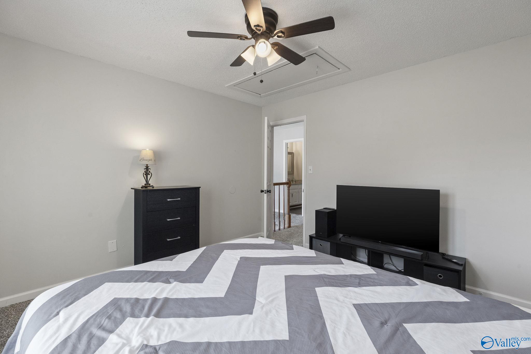 6609 Amberlee Lane NW, Huntsville