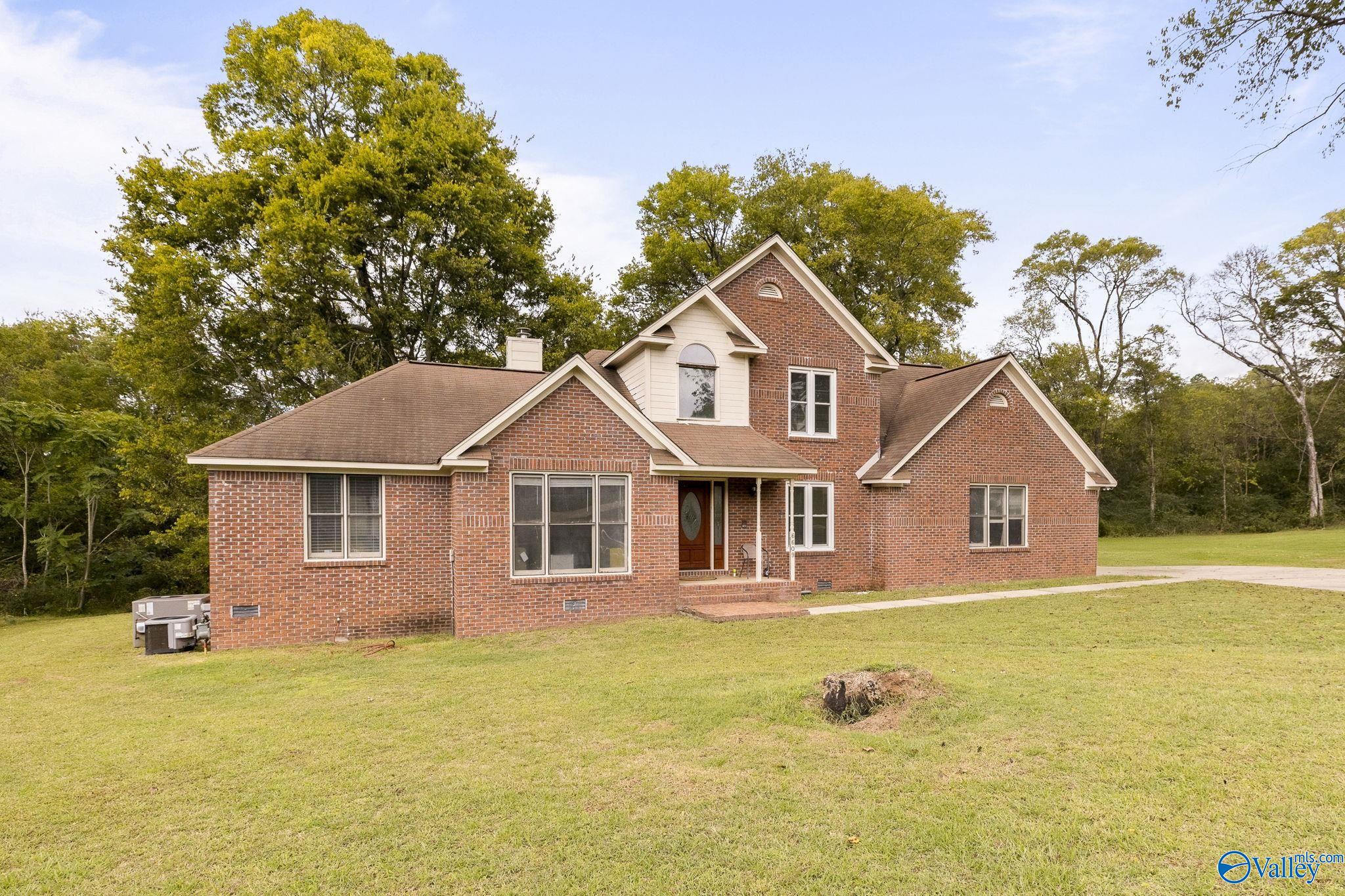 6609 Amberlee Lane NW, Huntsville