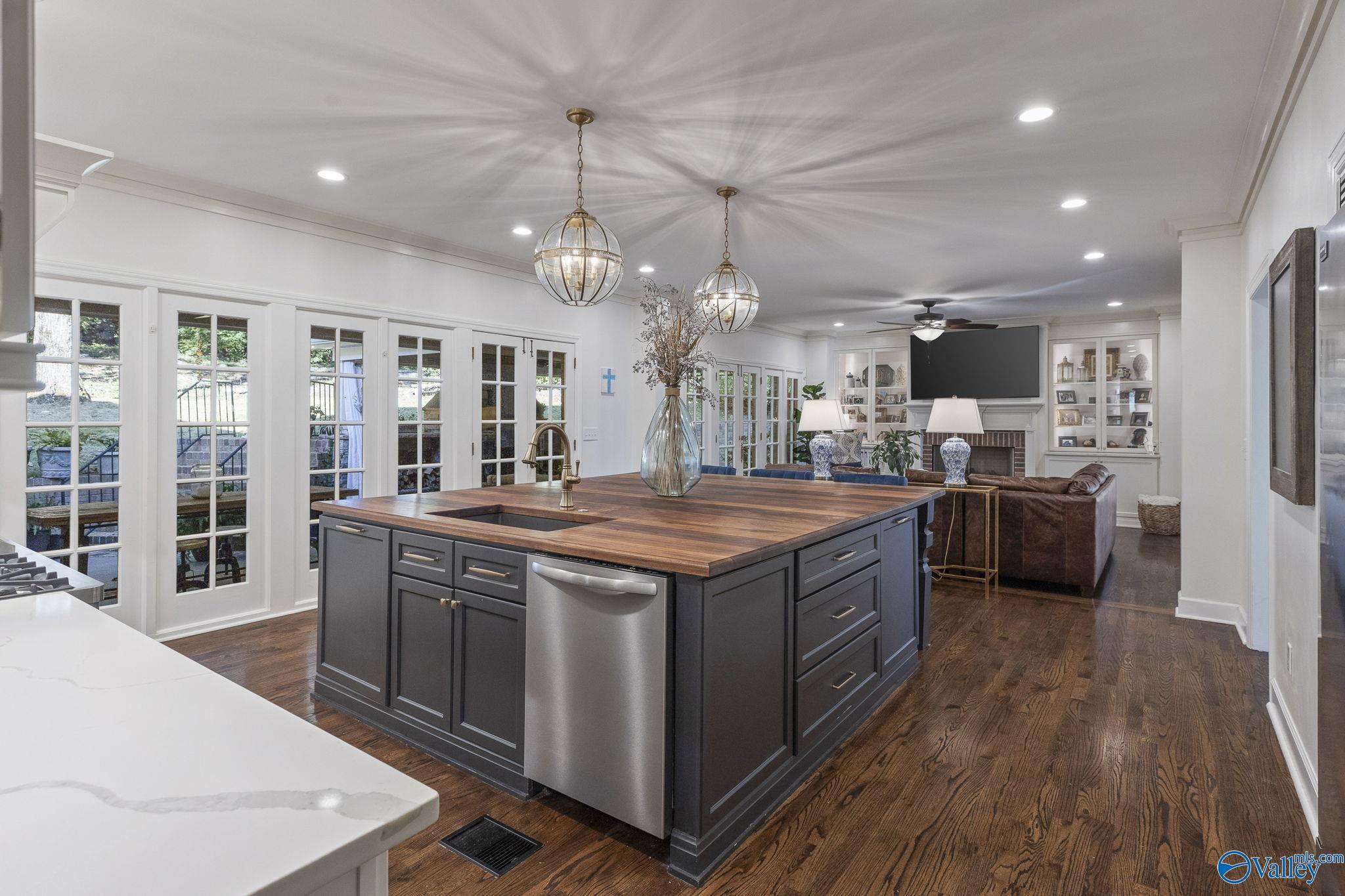 1213 Deborah Drive SE, Huntsville