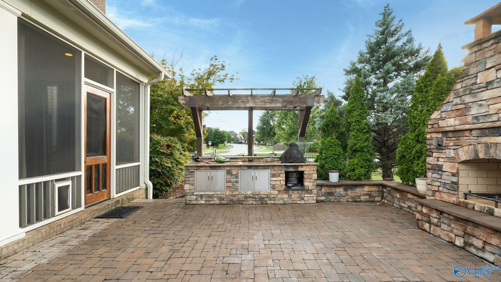 31 Lake Forest Blvd SW, Huntsville