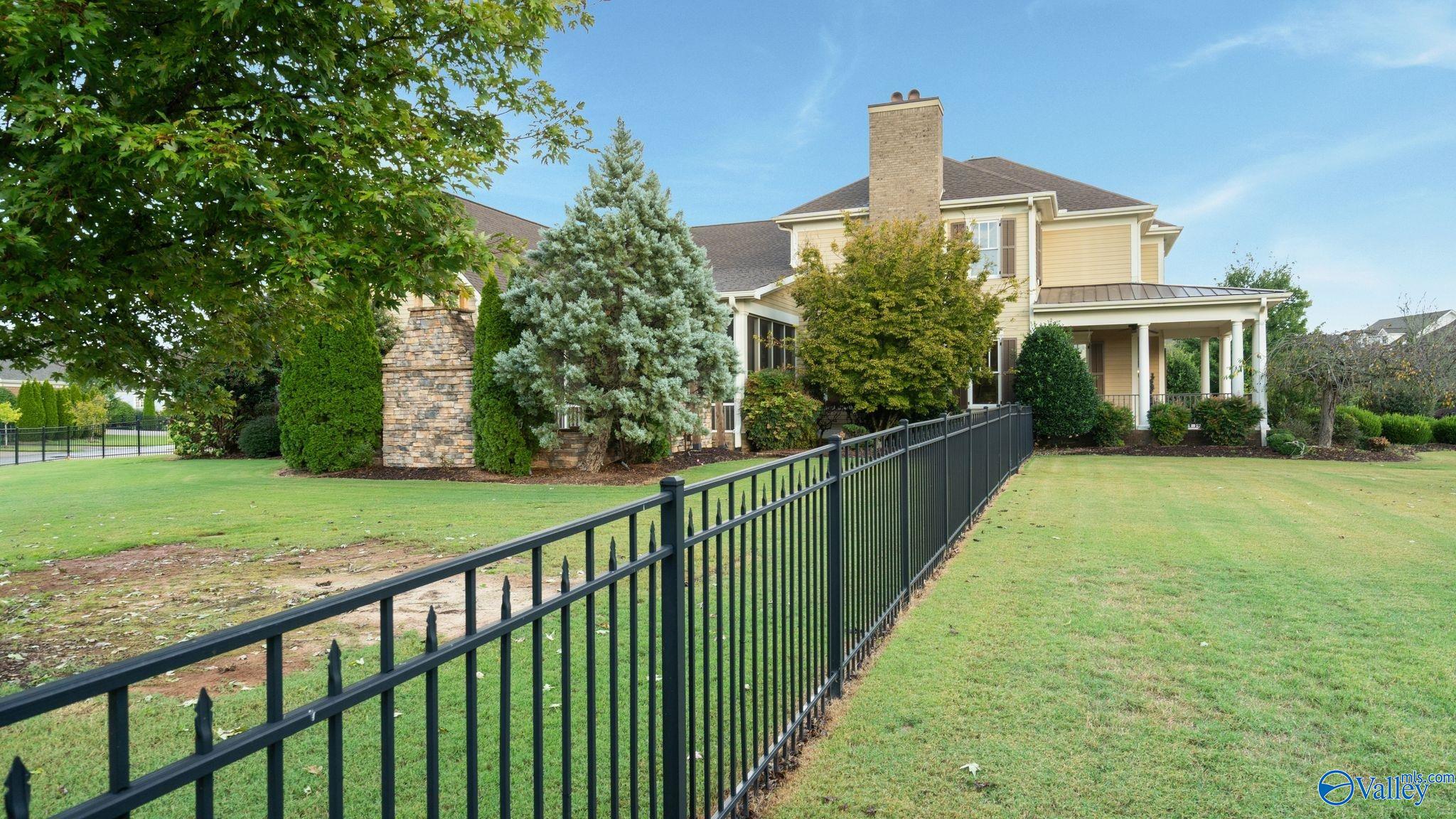 31 Lake Forest Blvd SW, Huntsville