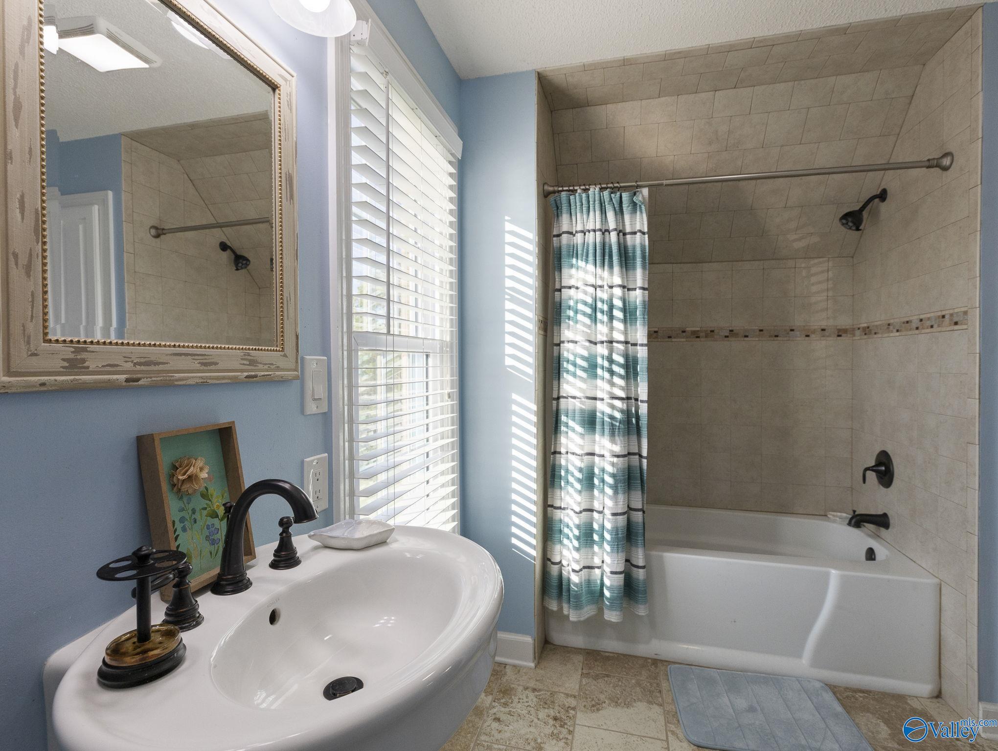 103 Lanthorn Circle, Madison