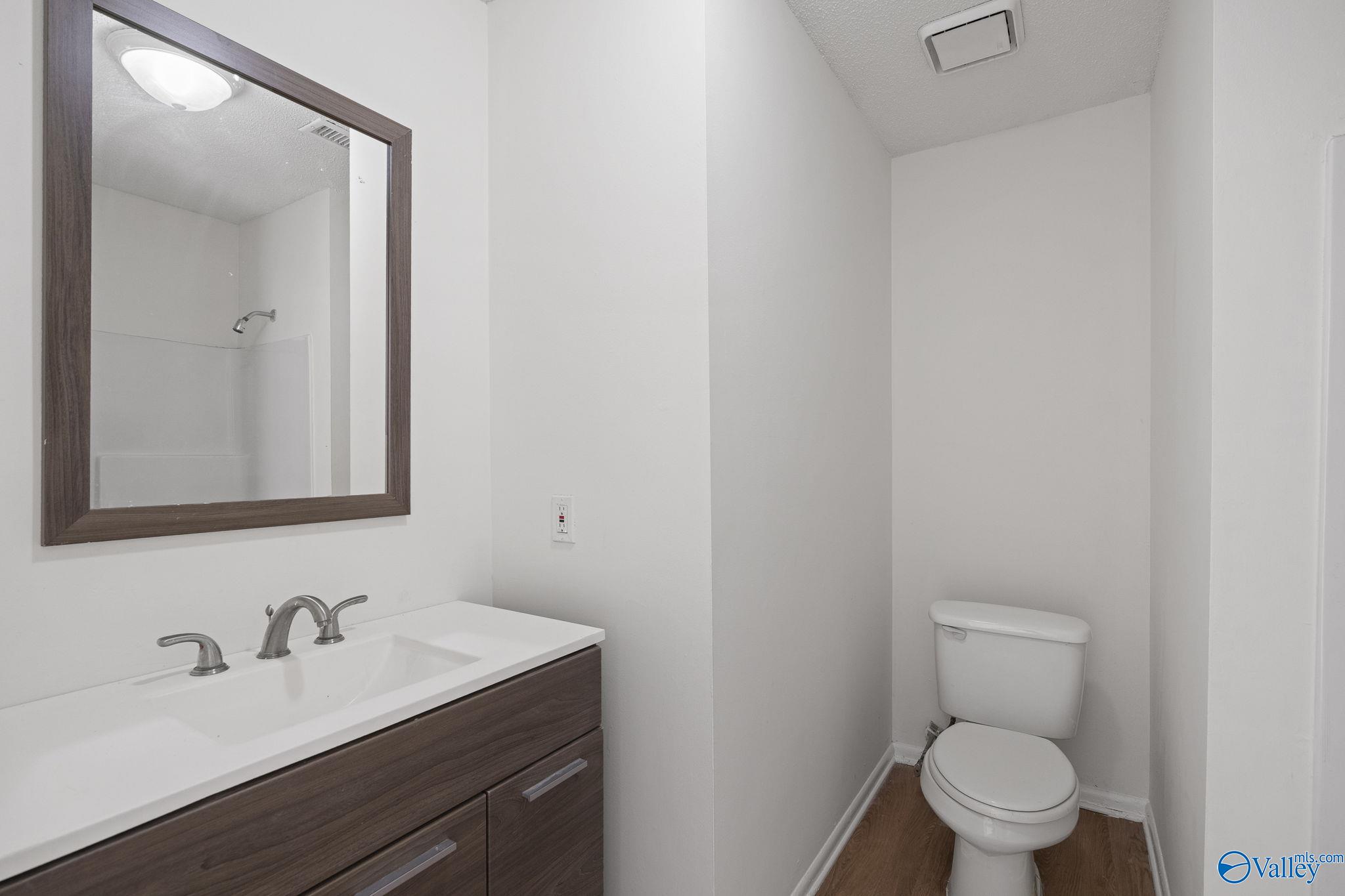 4318 Chalet Circle NW