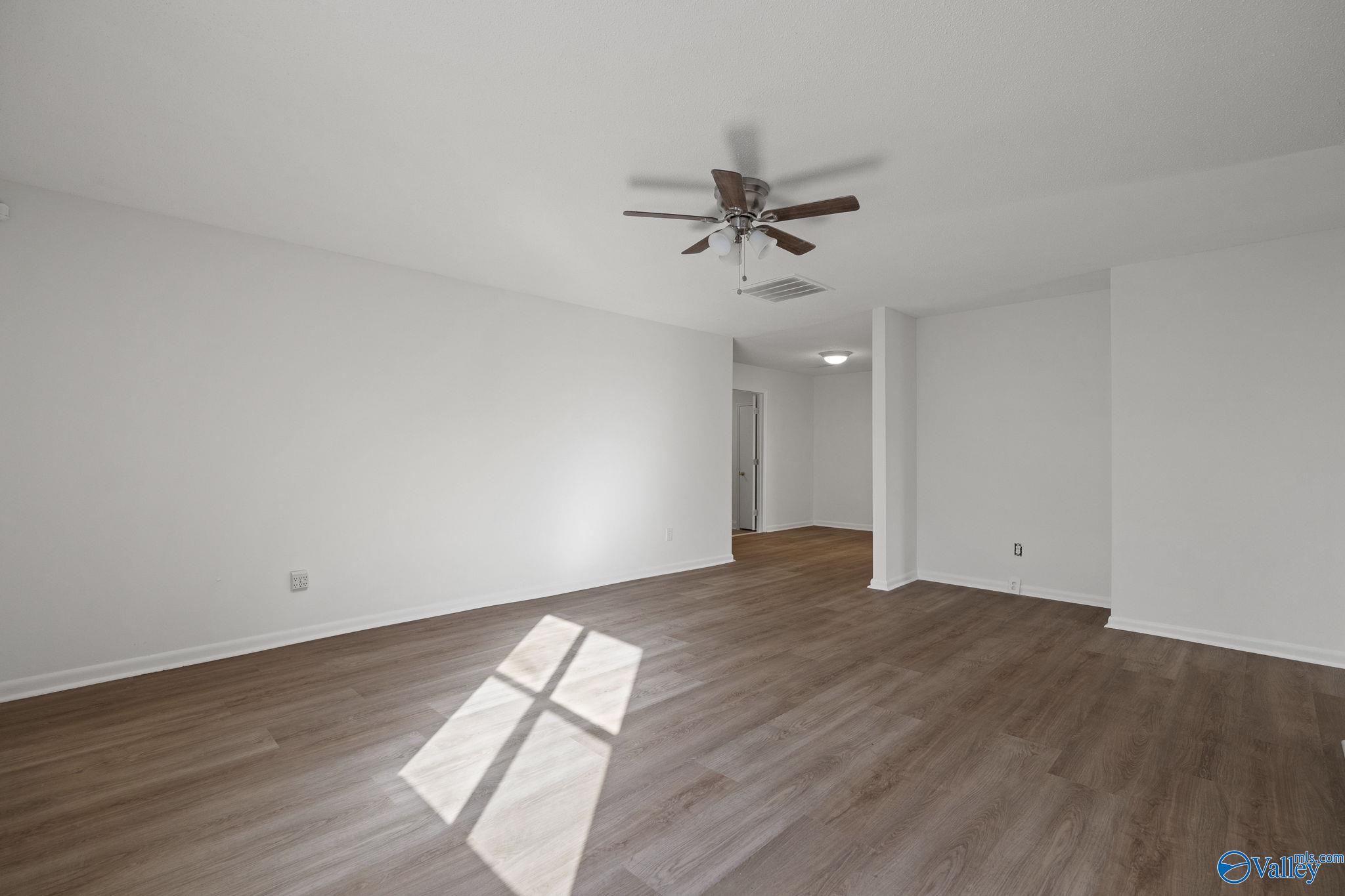 4318 Chalet Circle NW