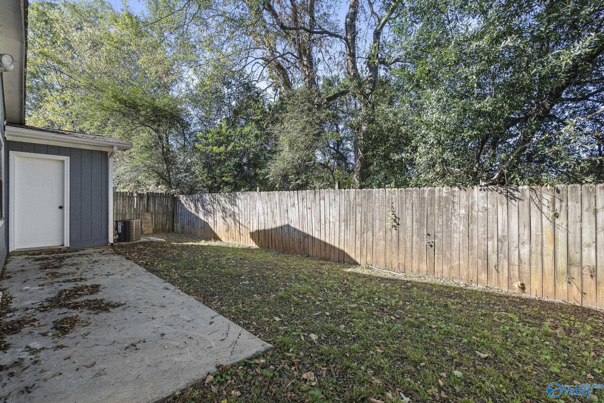 4318 Chalet Circle NW