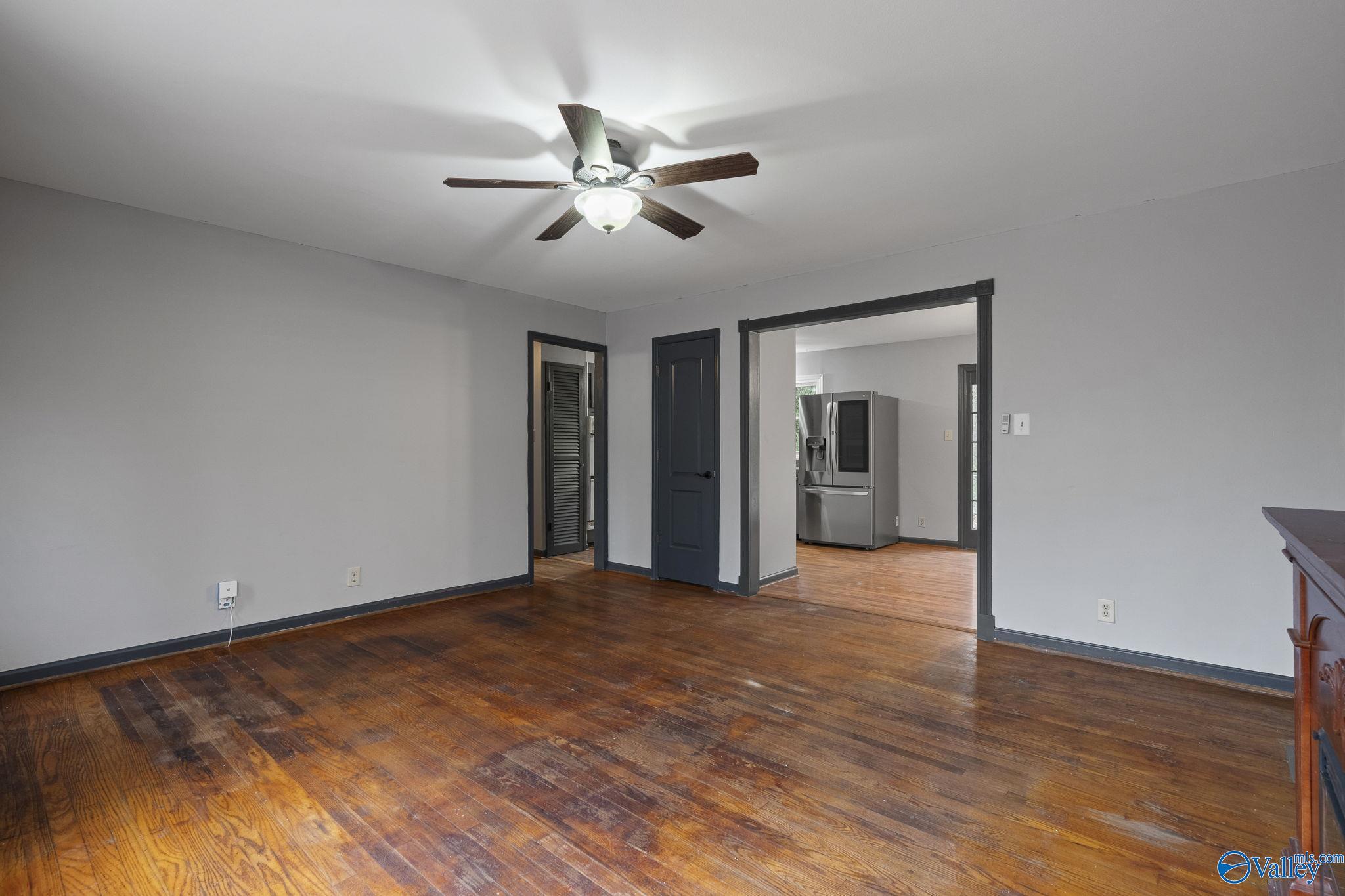 9527 Hemlock Drive SE