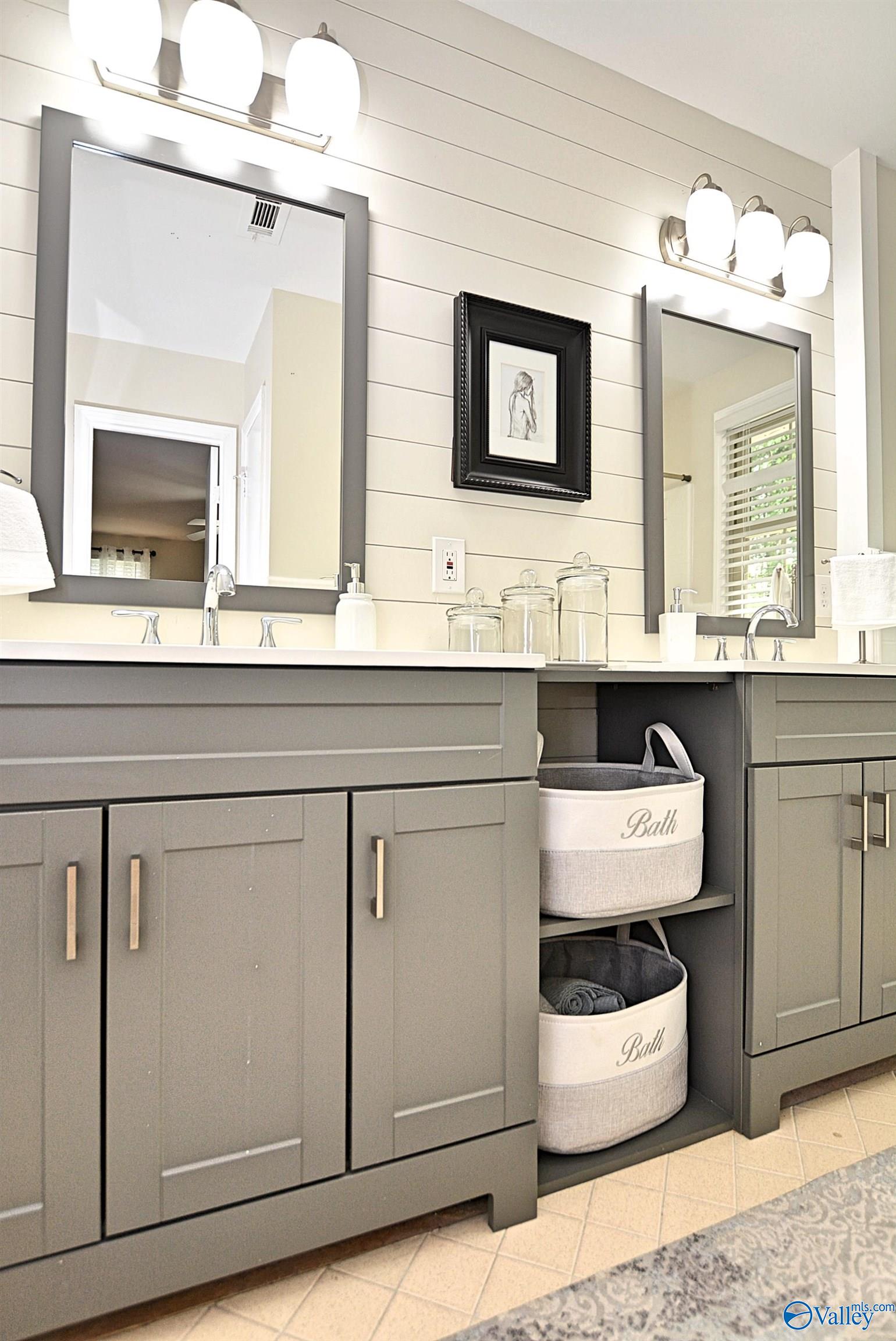 207 Jones Valley Drive