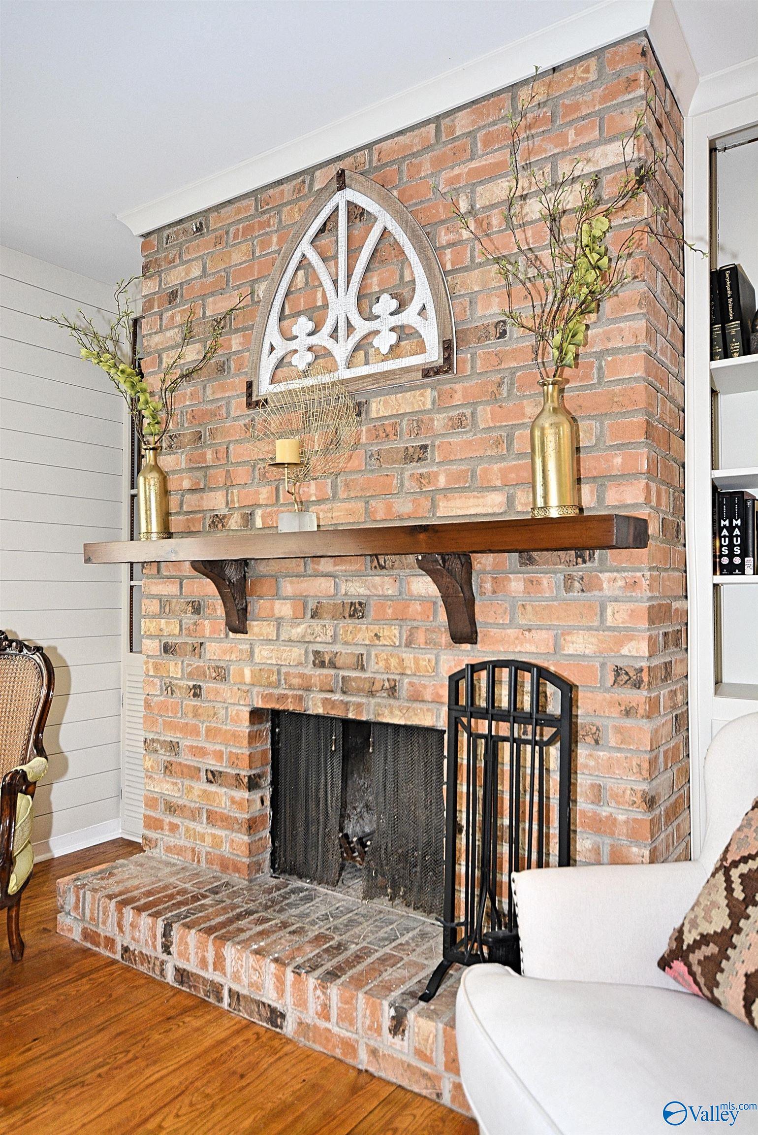 207 Jones Valley Drive