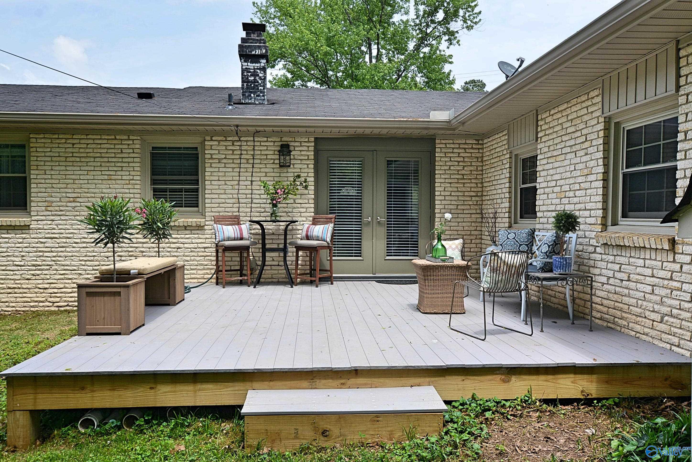 207 Jones Valley Drive