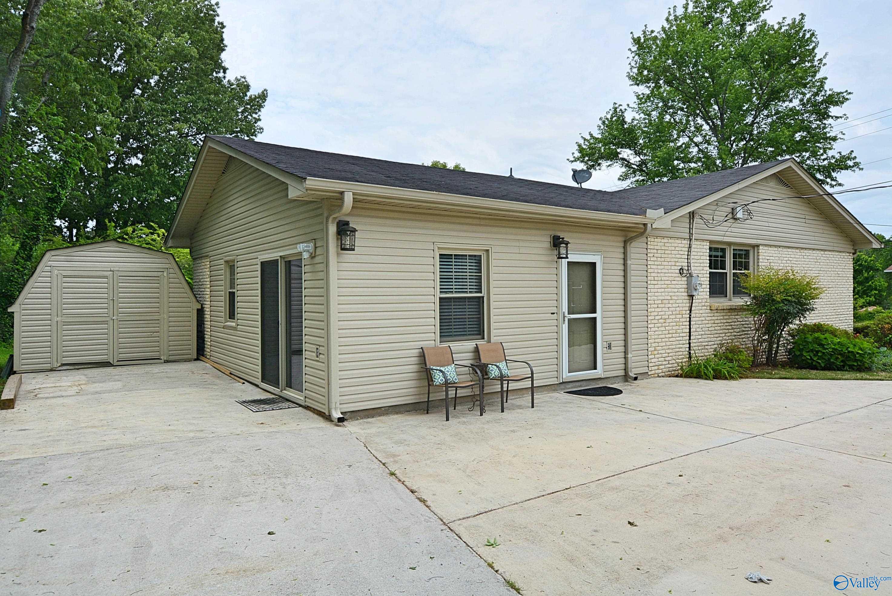 207 Jones Valley Drive