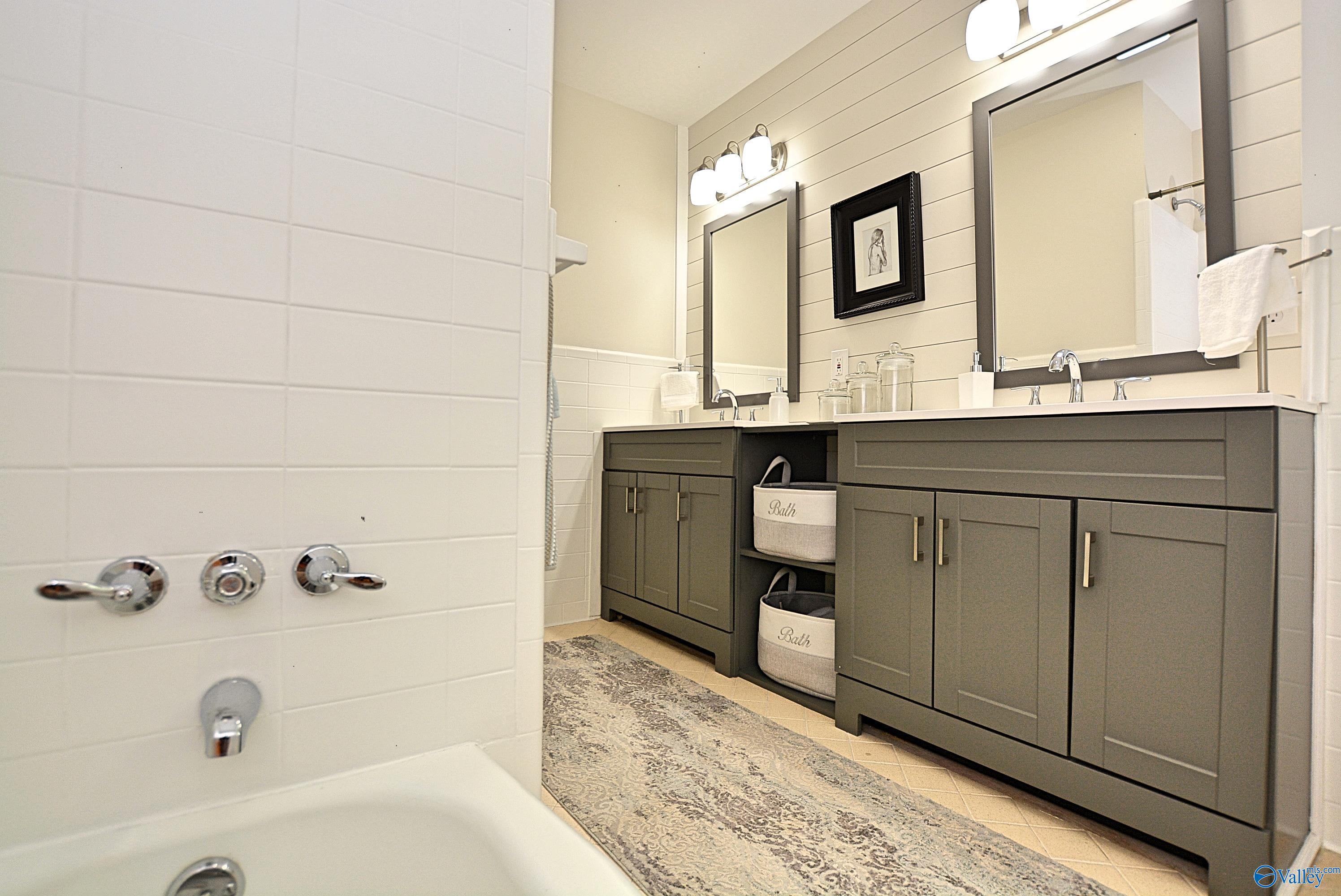 207 Jones Valley Drive