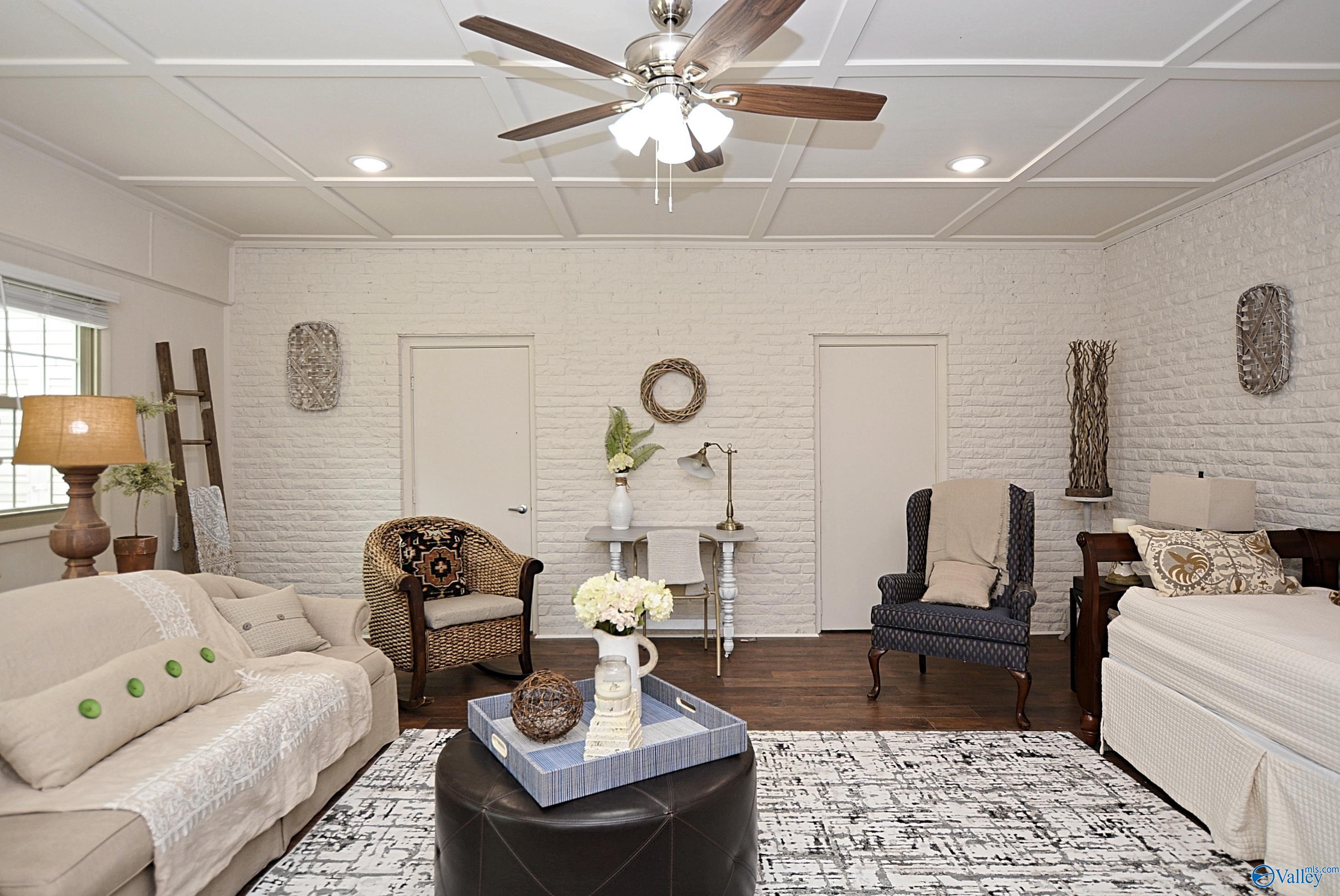 207 Jones Valley Drive