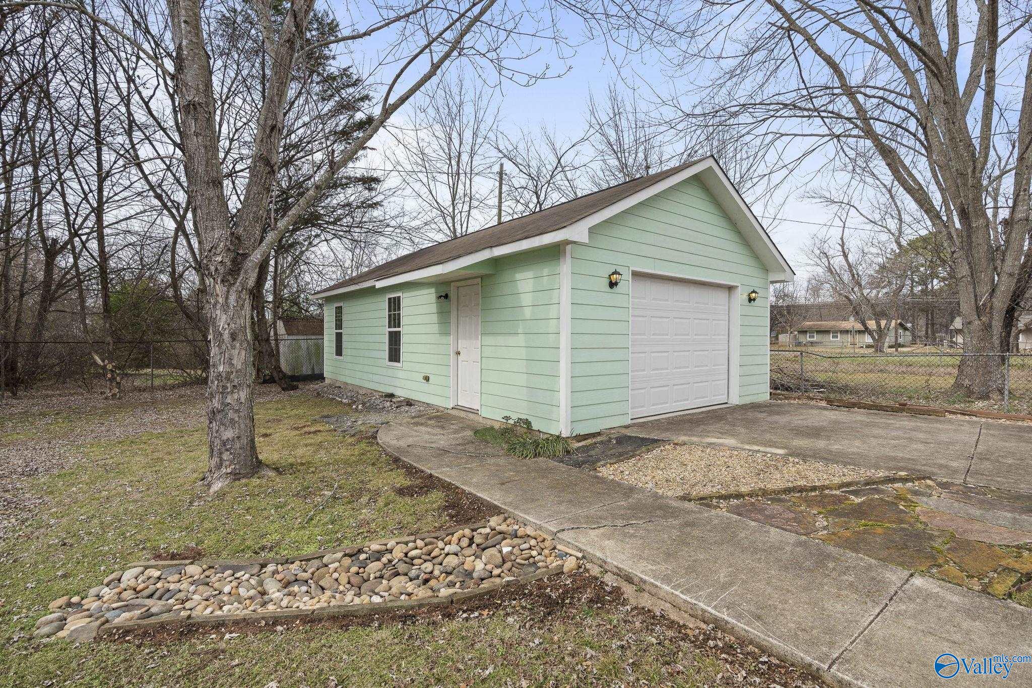 1103 Titus Street NE