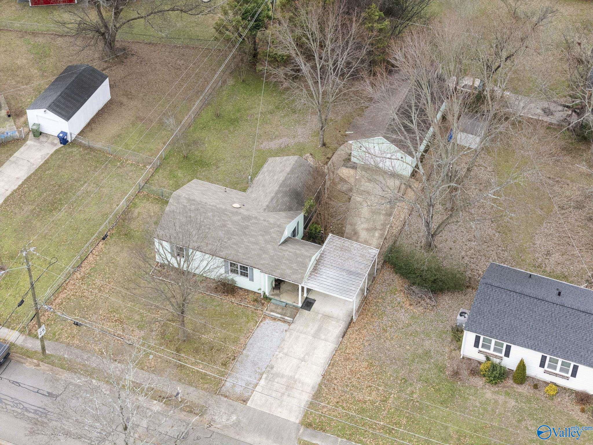 1103 Titus Street NE