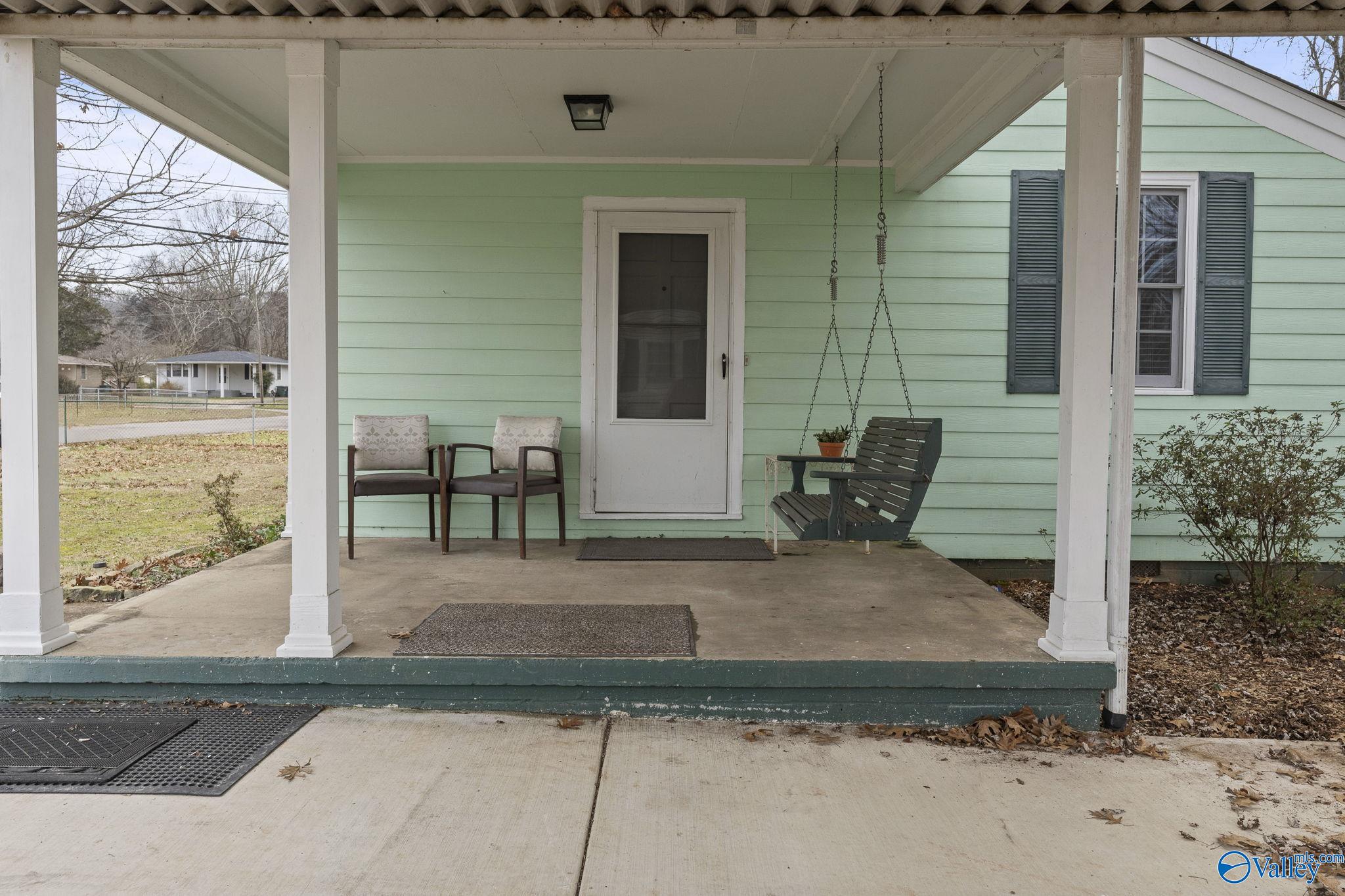 1103 Titus Street NE