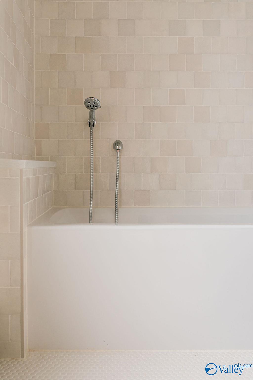 8 Lendon Park Drive SE