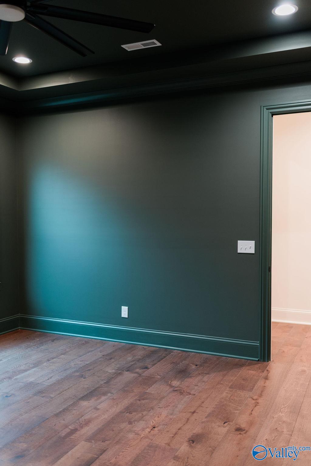 8 Lendon Park Drive SE