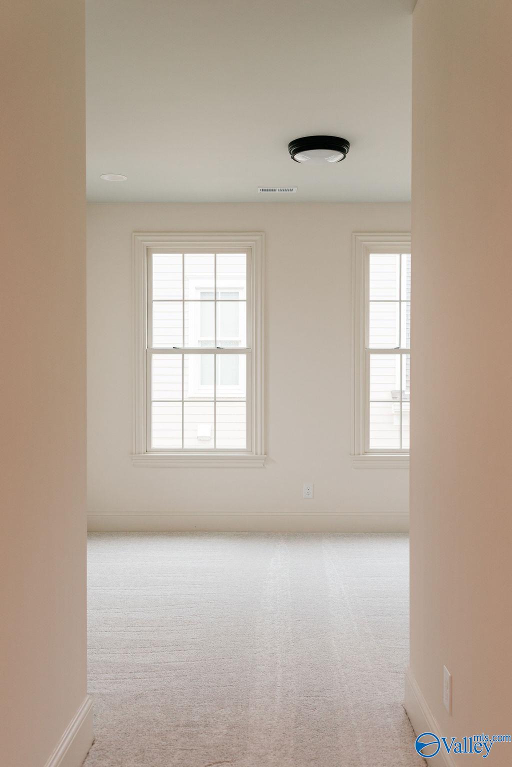 8 Lendon Park Drive SE