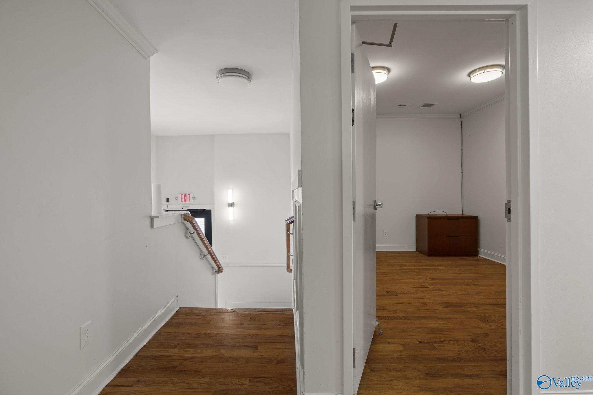 800 Clinton Avenue E