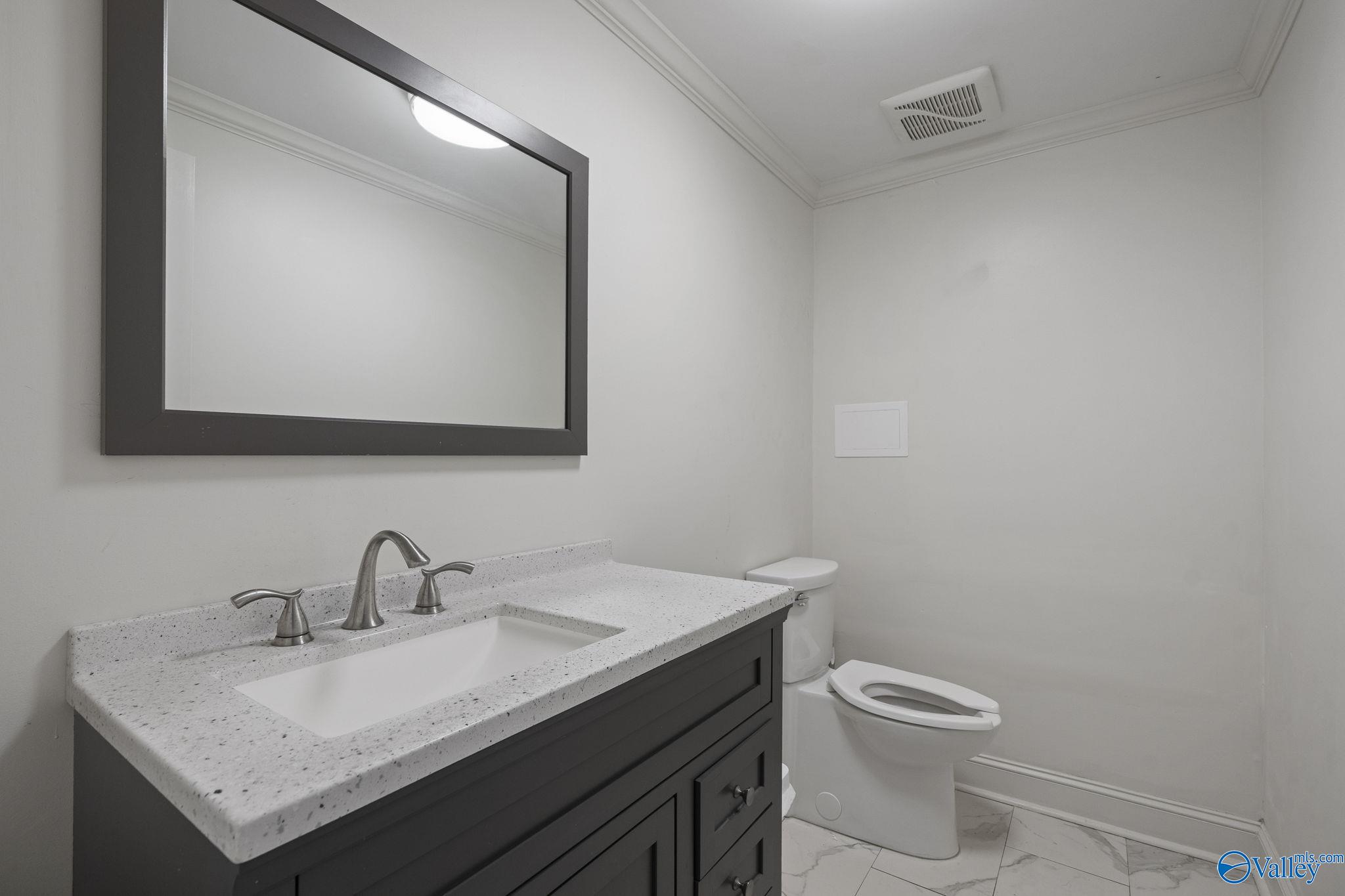 800 Clinton Avenue E