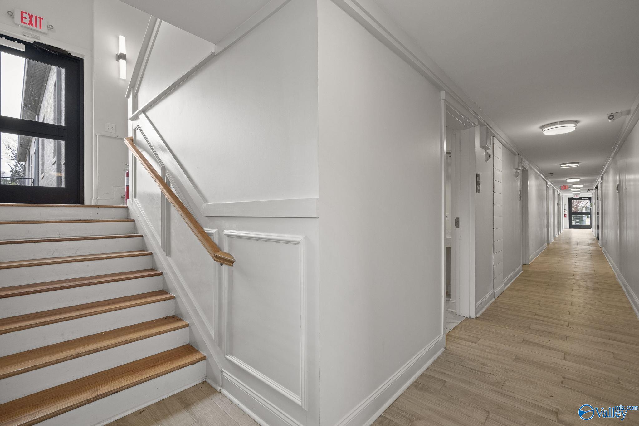 800 Clinton Avenue E