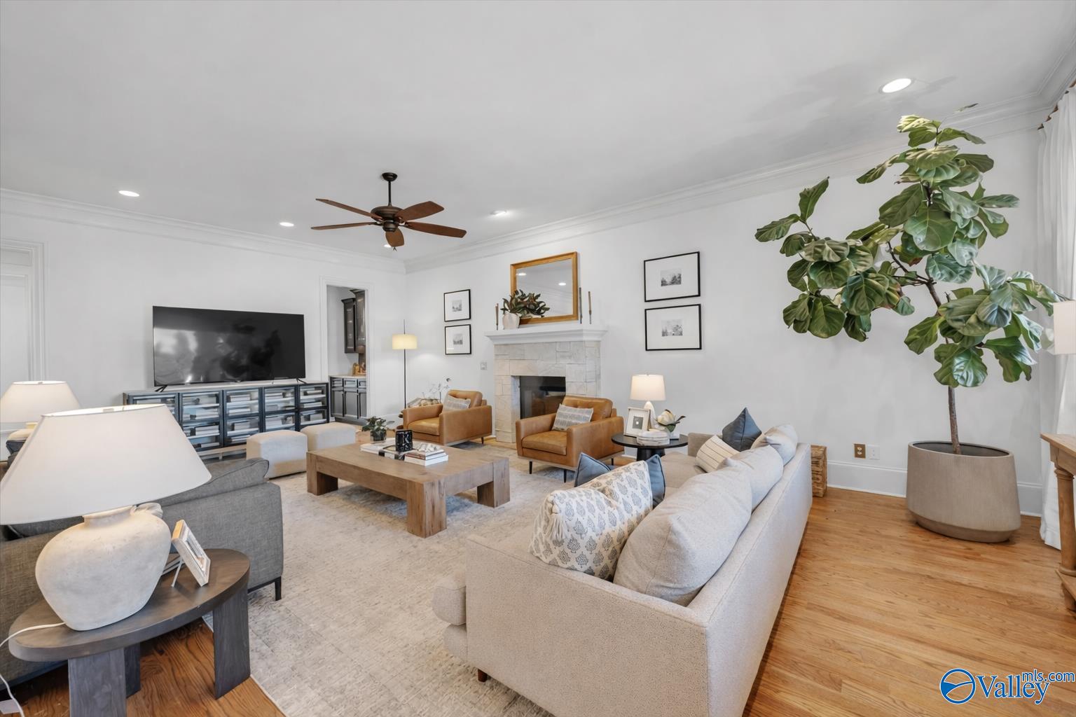 310 Cliftworth Place