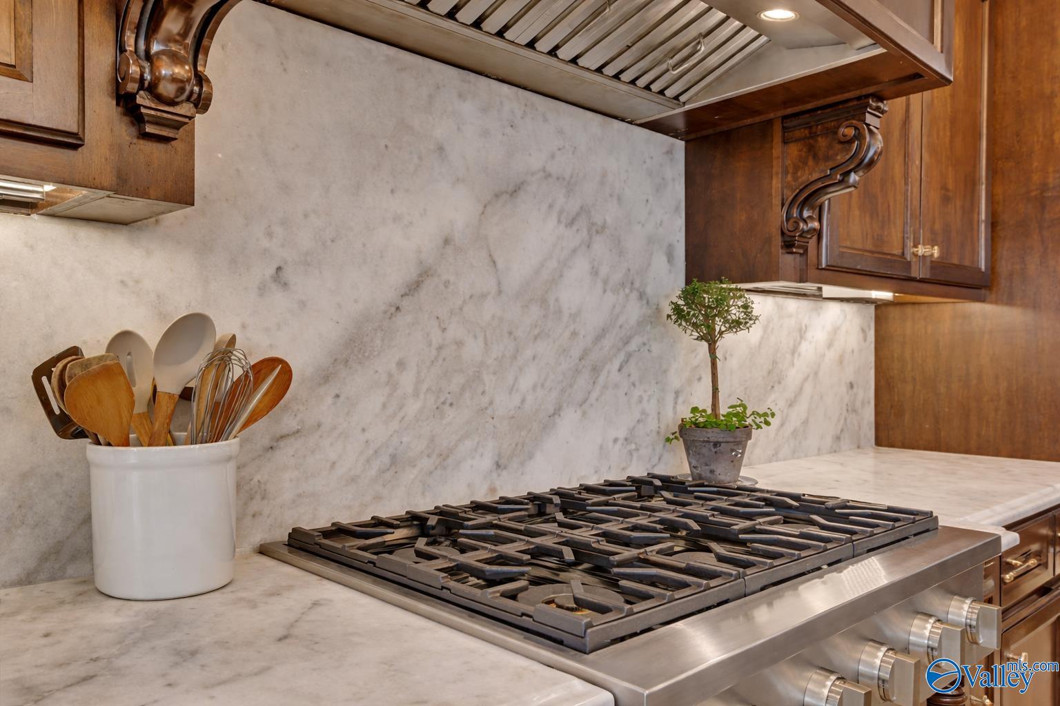 310 Cliftworth Place