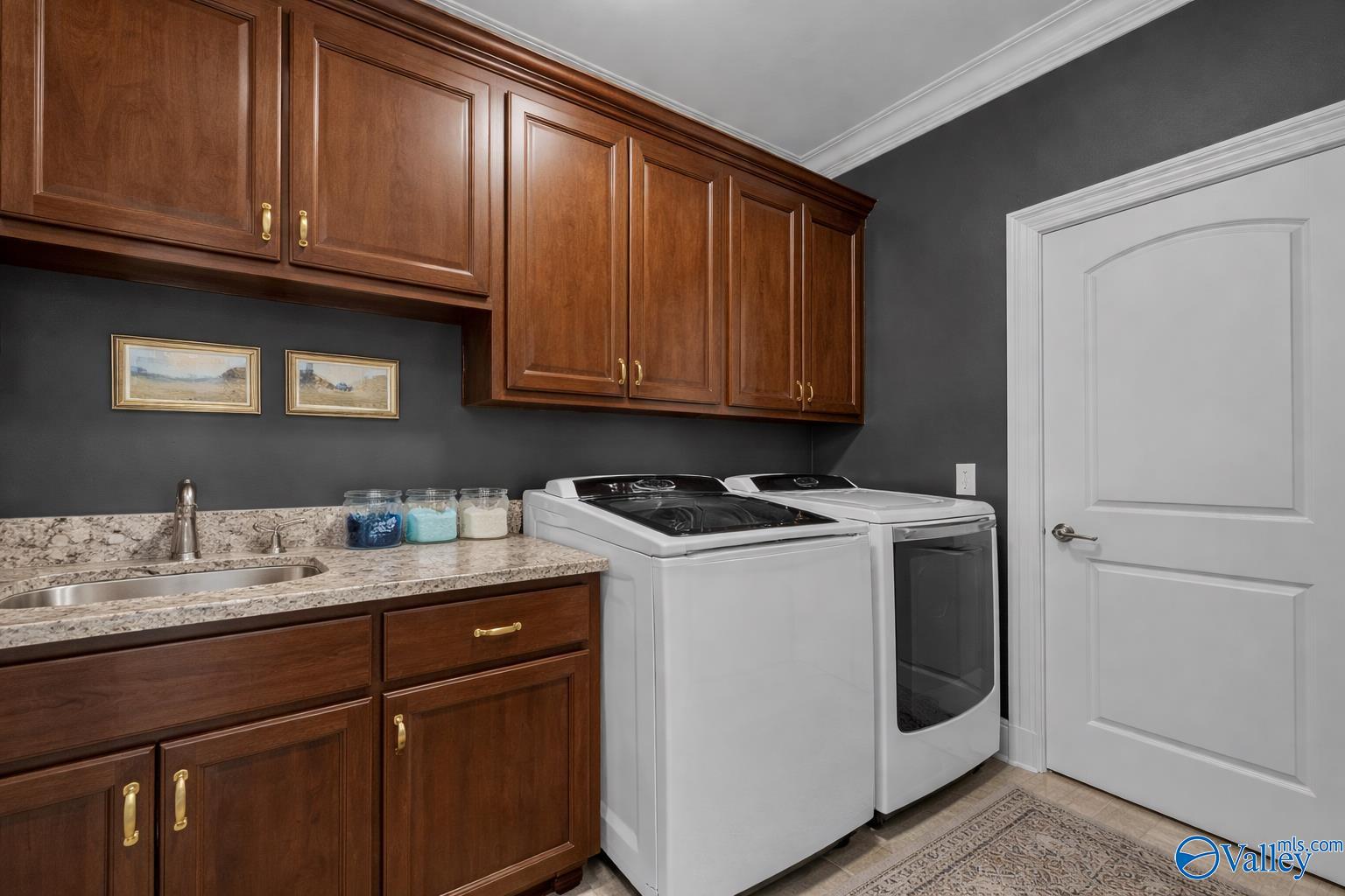 310 Cliftworth Place